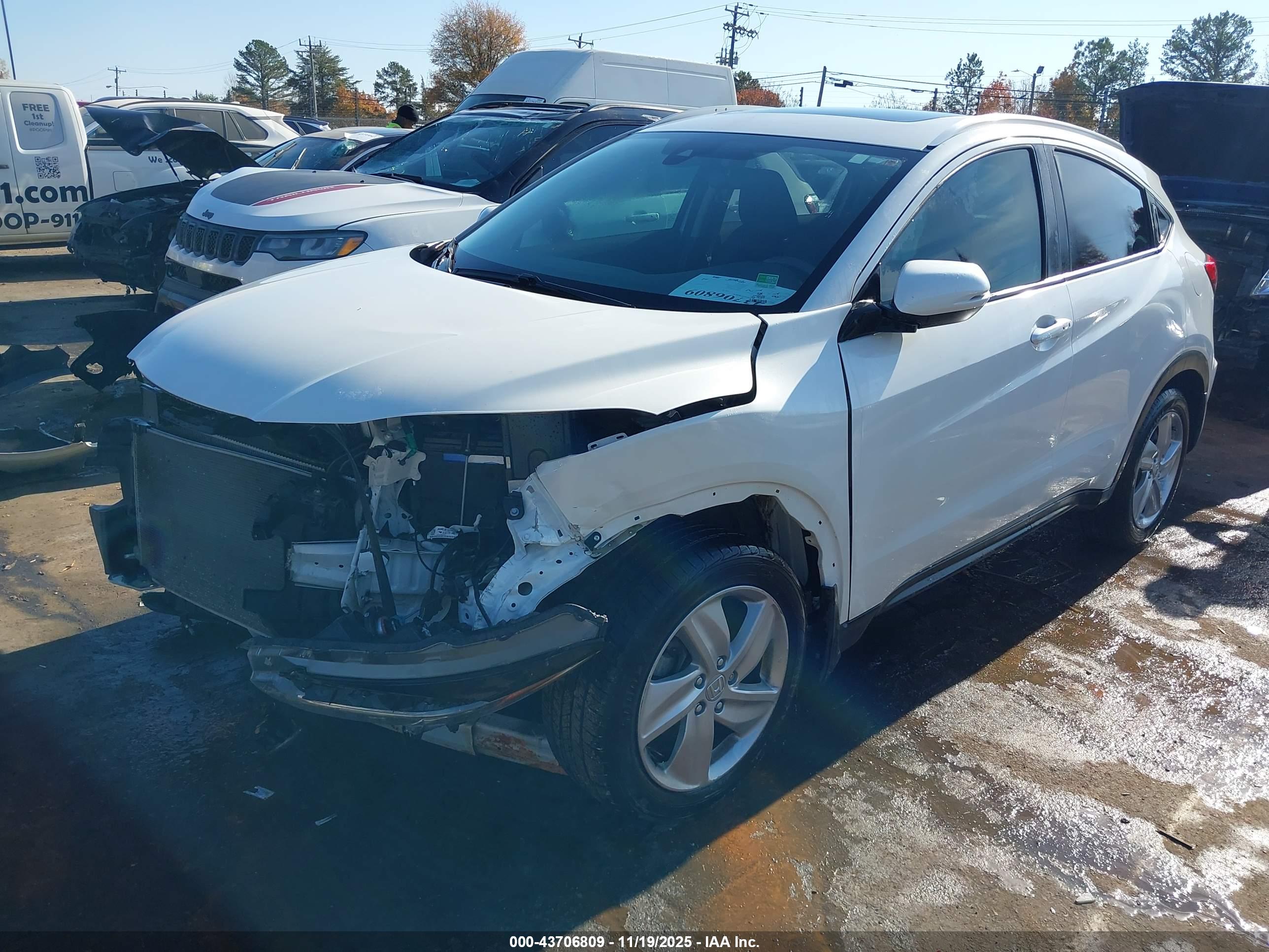 HONDA HR-V image 2