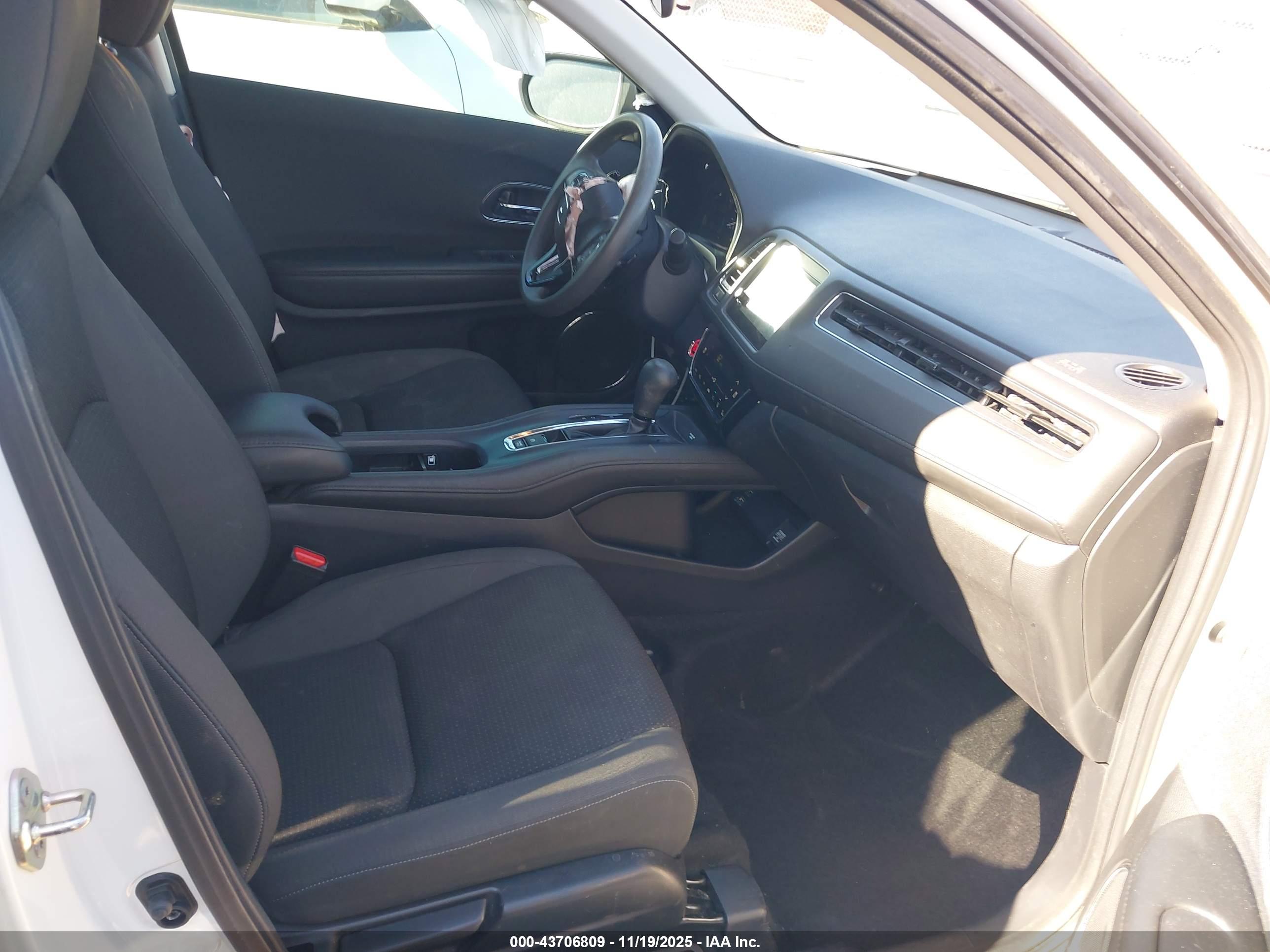 HONDA HR-V image 5