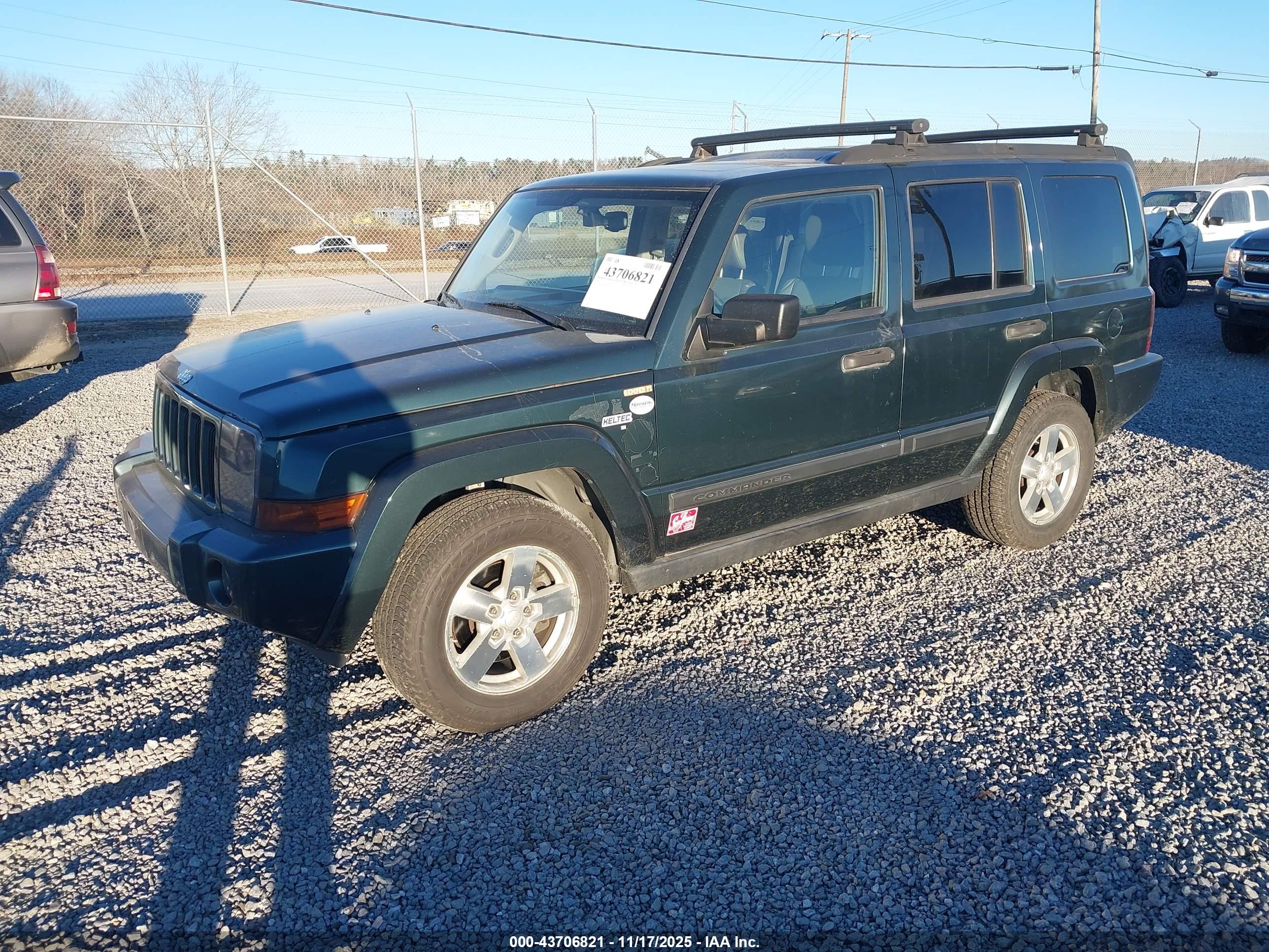 JEEP COMMANDER image 2