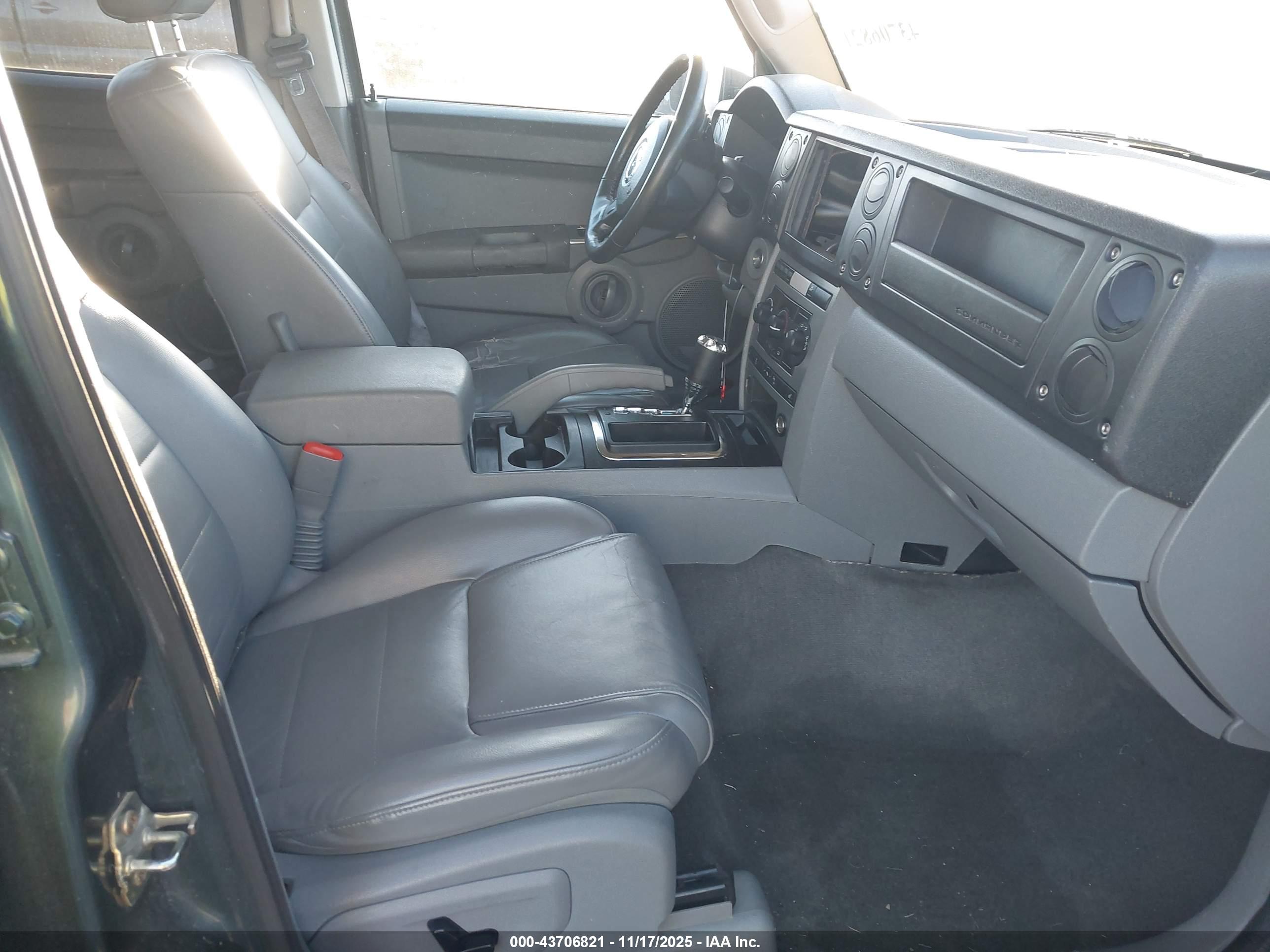 JEEP COMMANDER image 5