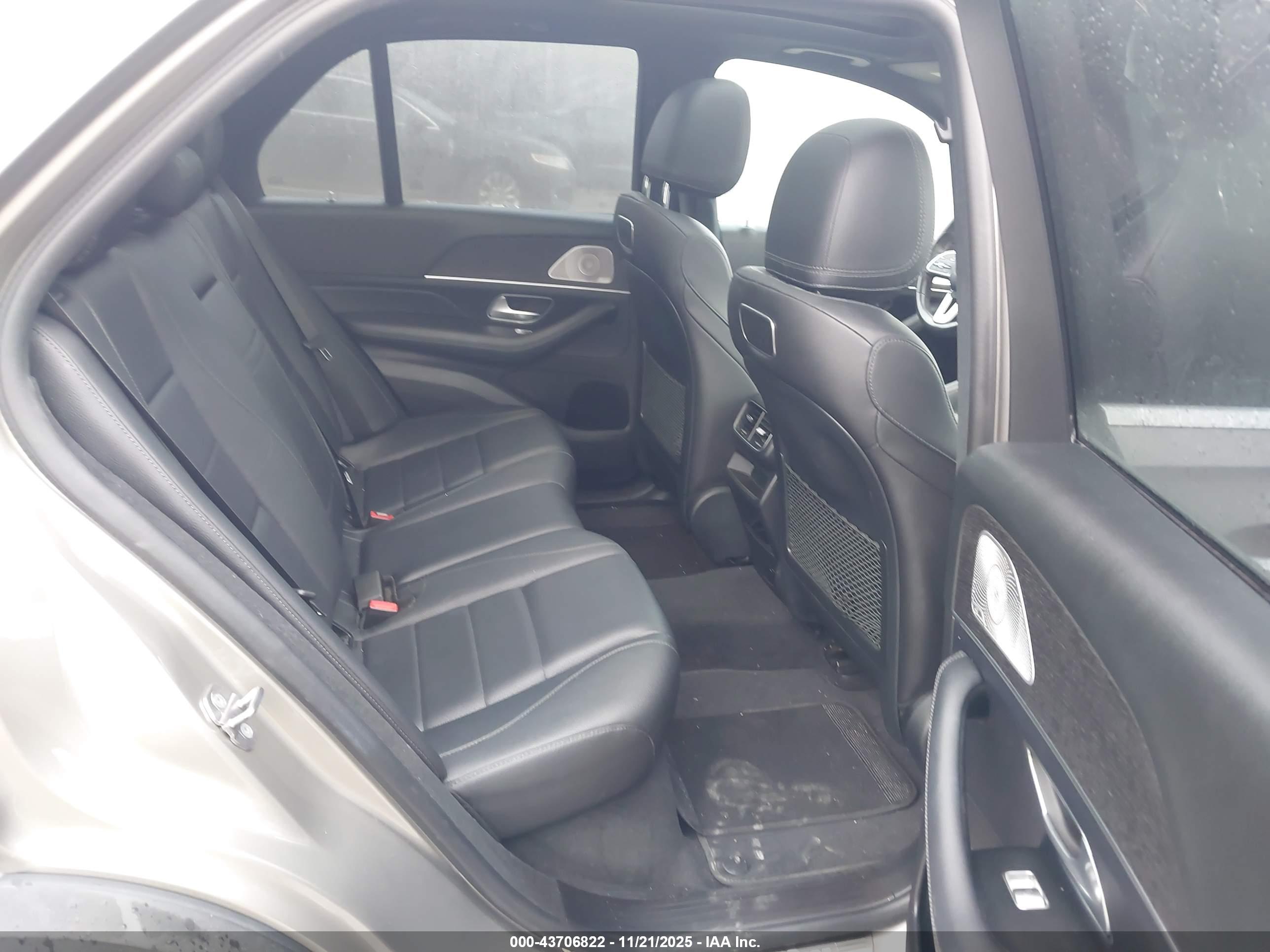 MERCEDES-BENZ GLE image 8