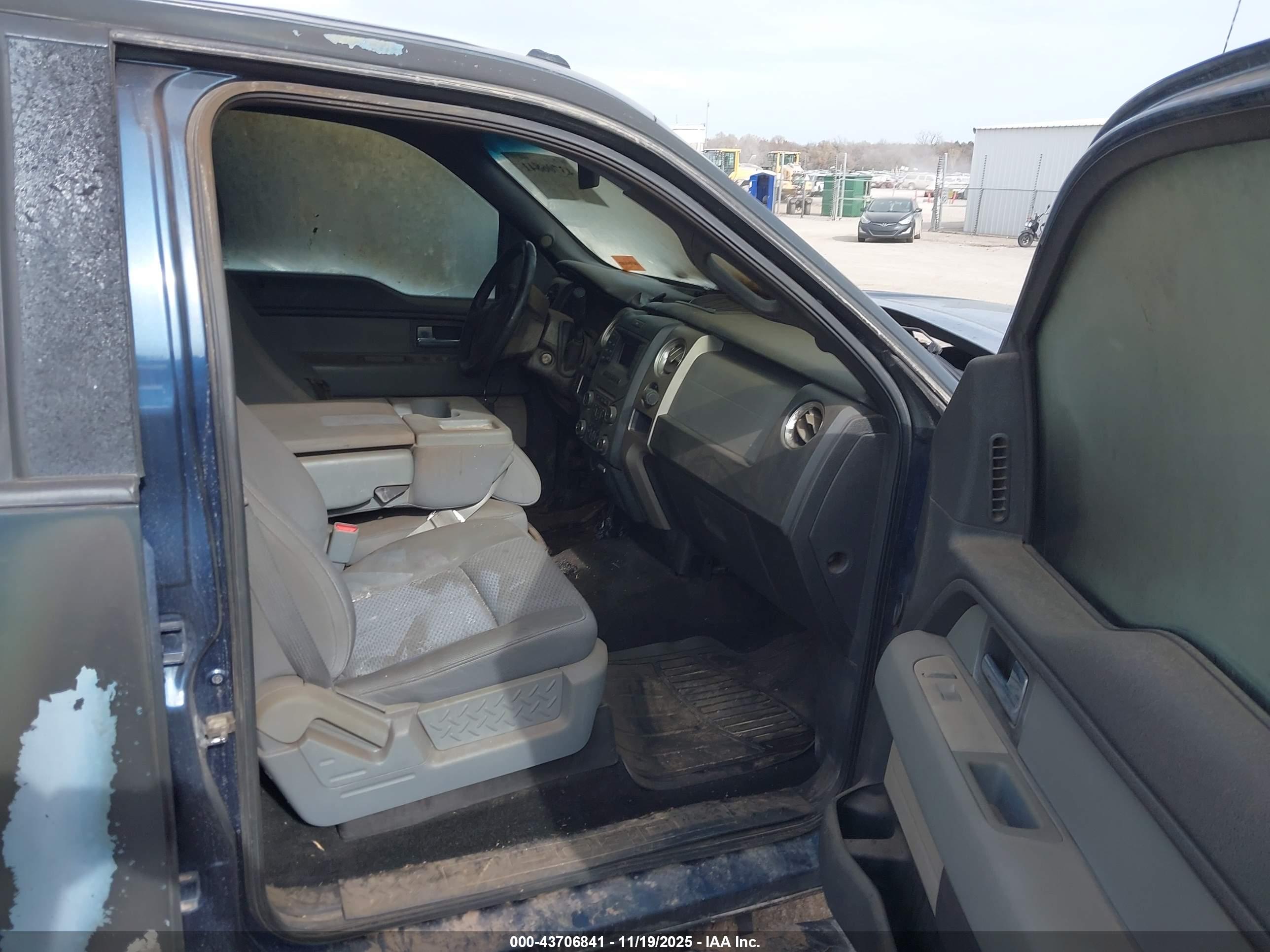 FORD F-150 image 5