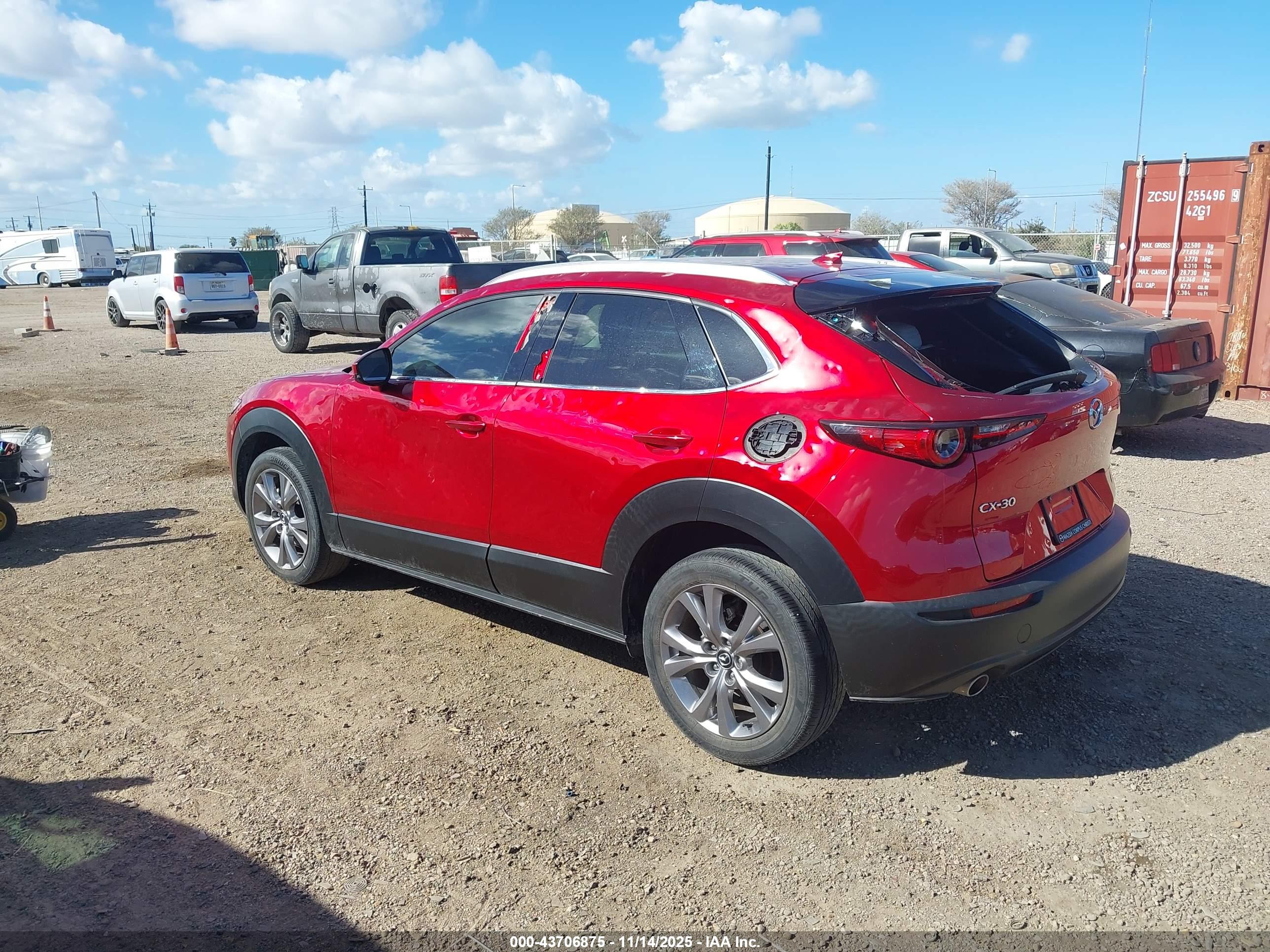 MAZDA CX-30 image 3