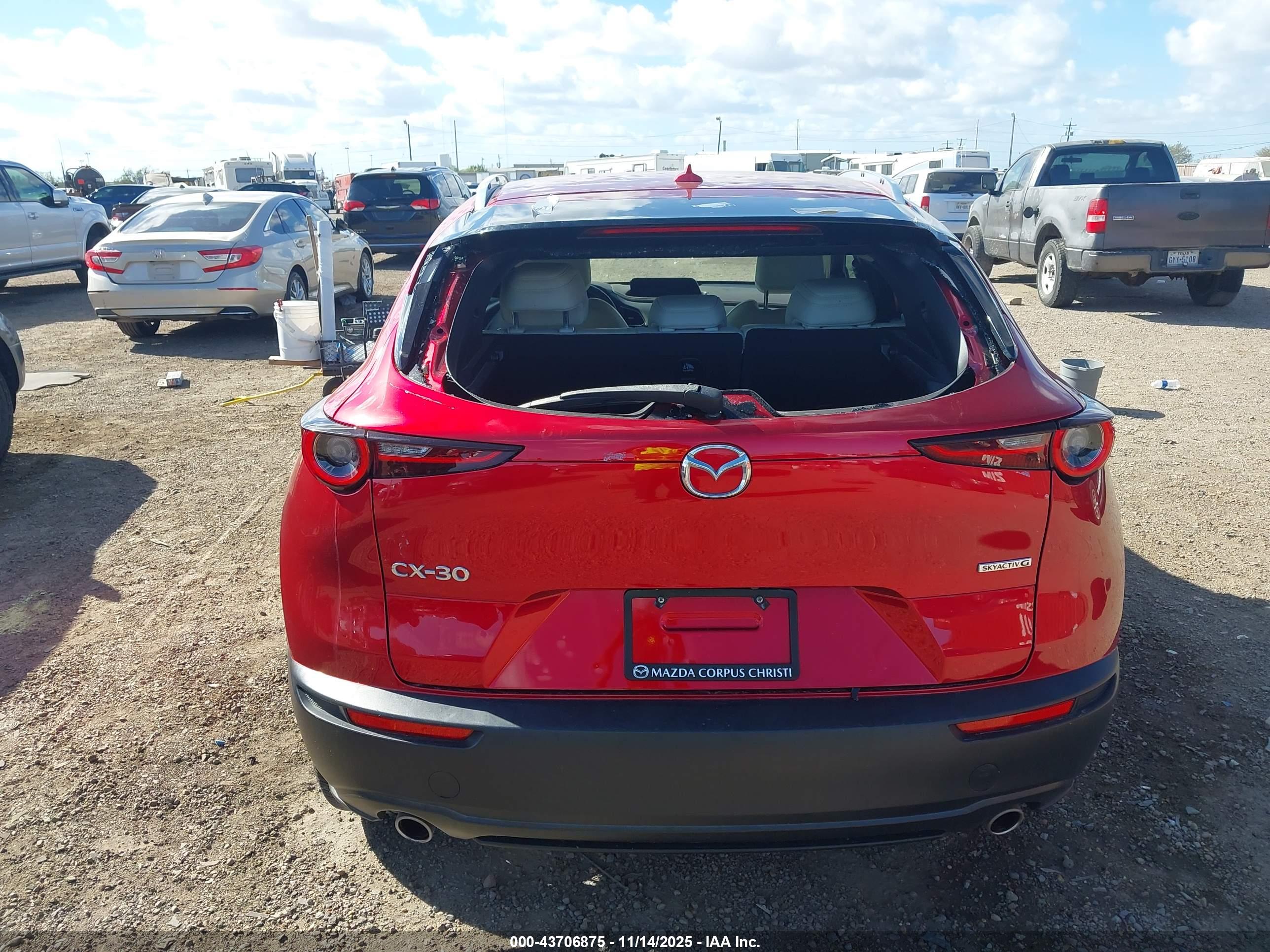 MAZDA CX-30 image 6