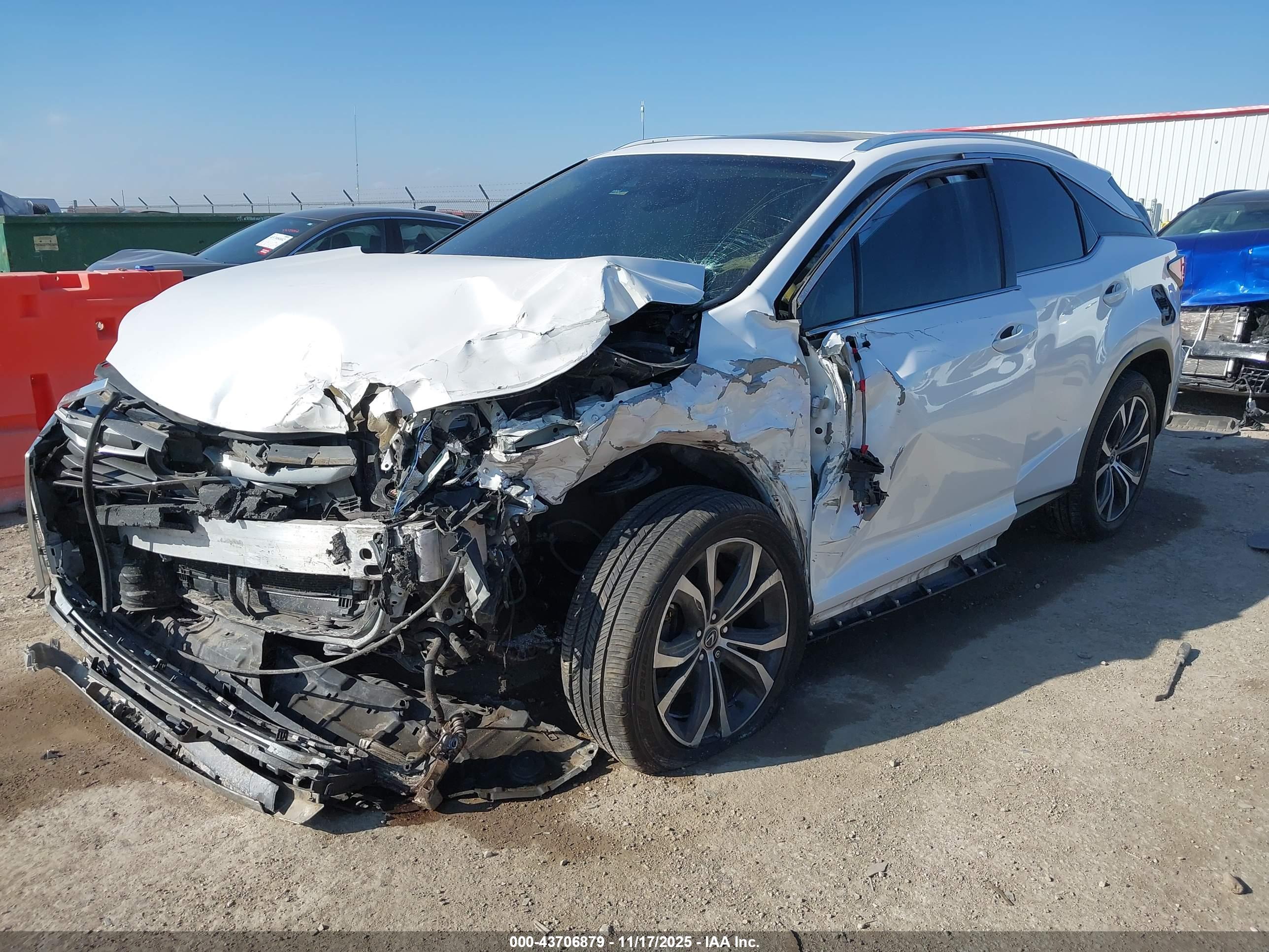 LEXUS RX image 2