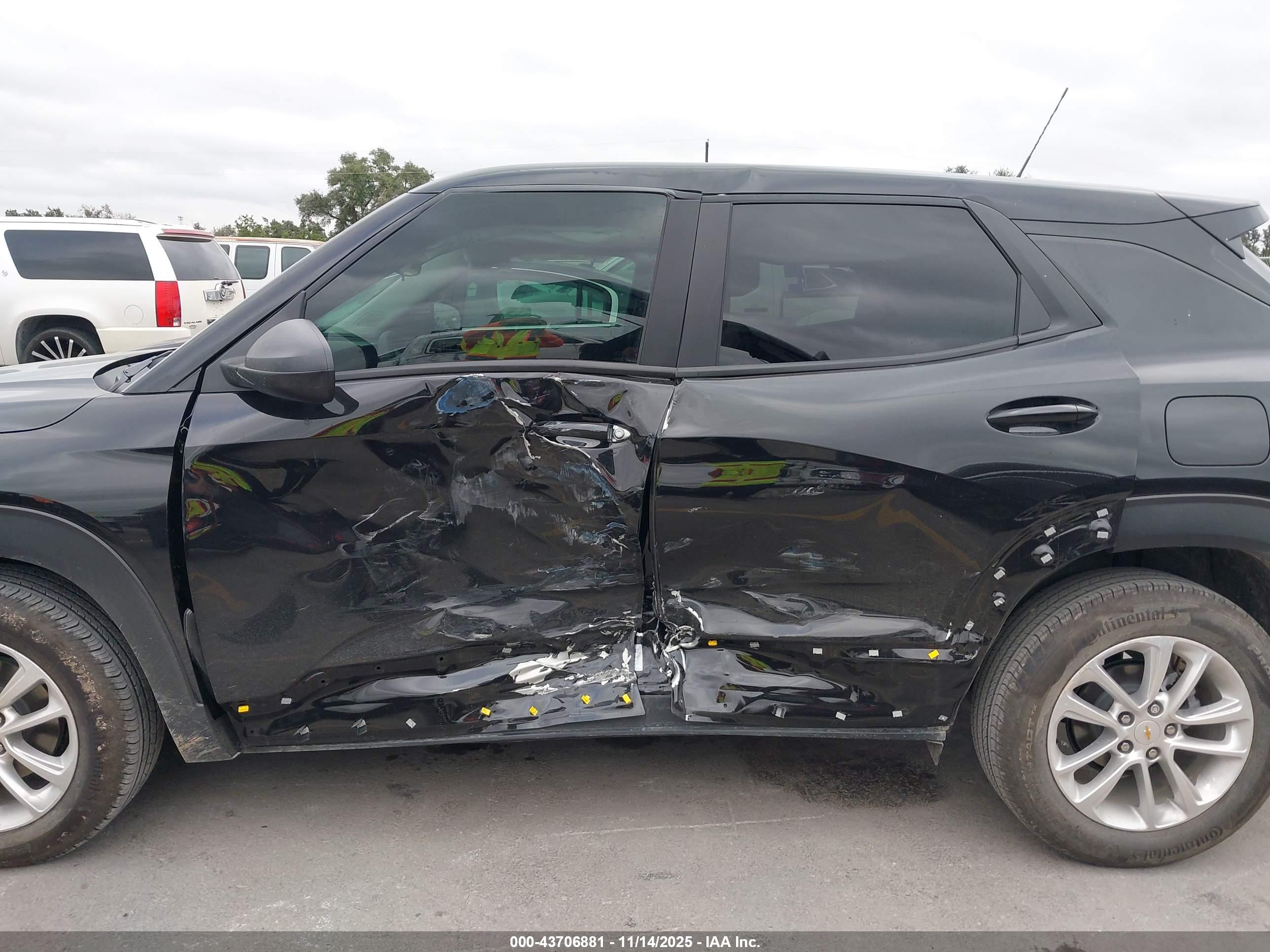 CHEVROLET TRAILBLAZER image 6