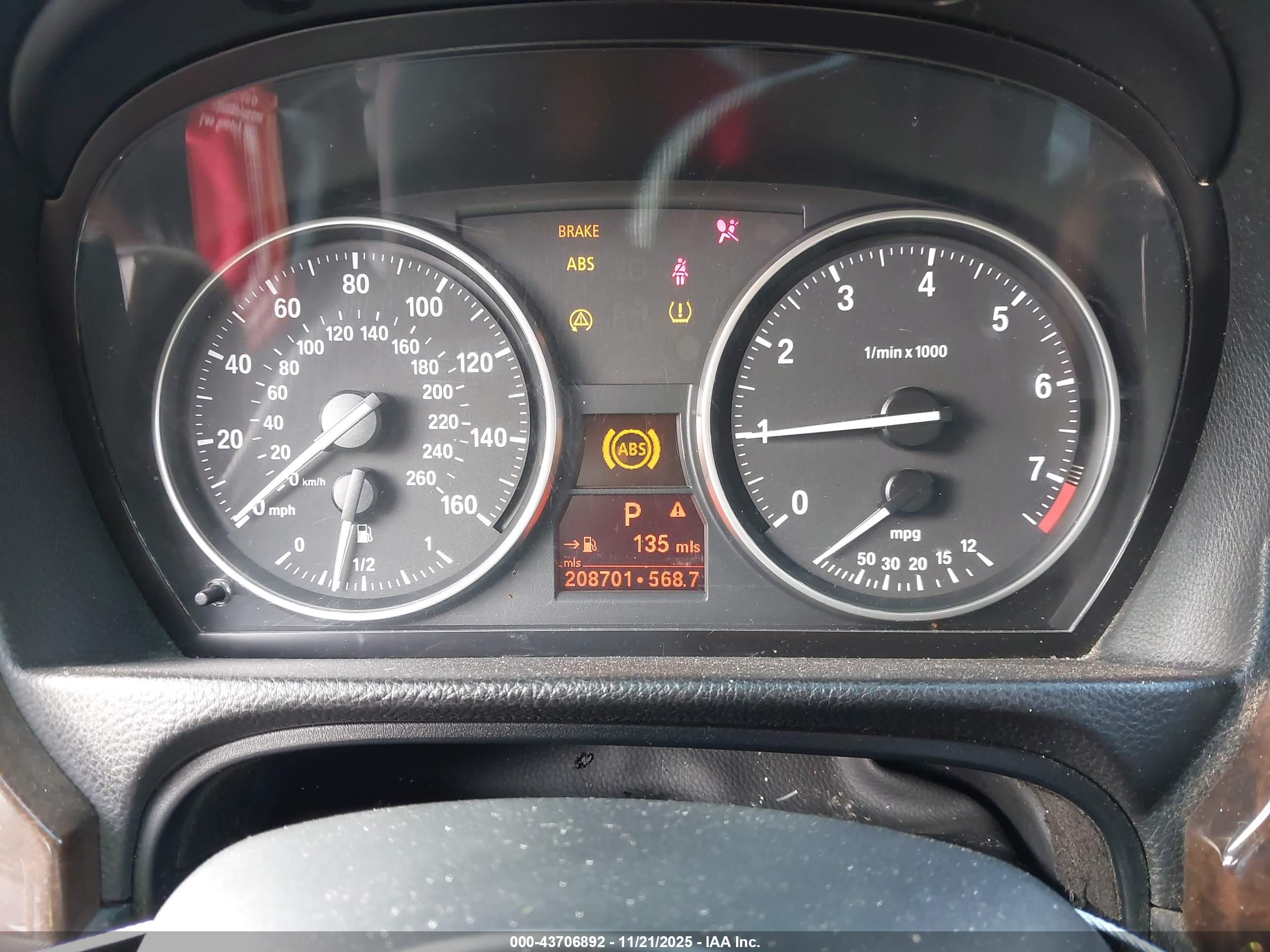 BMW 328I image 7