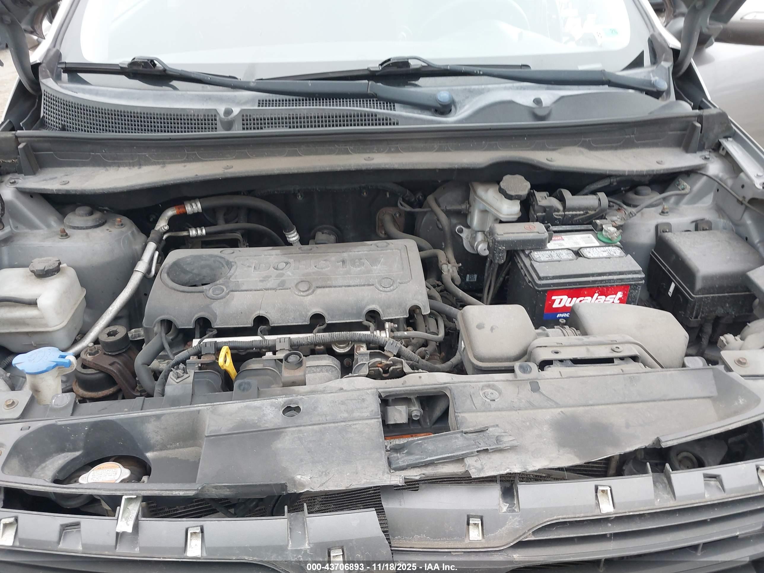 KIA SPORTAGE image 10