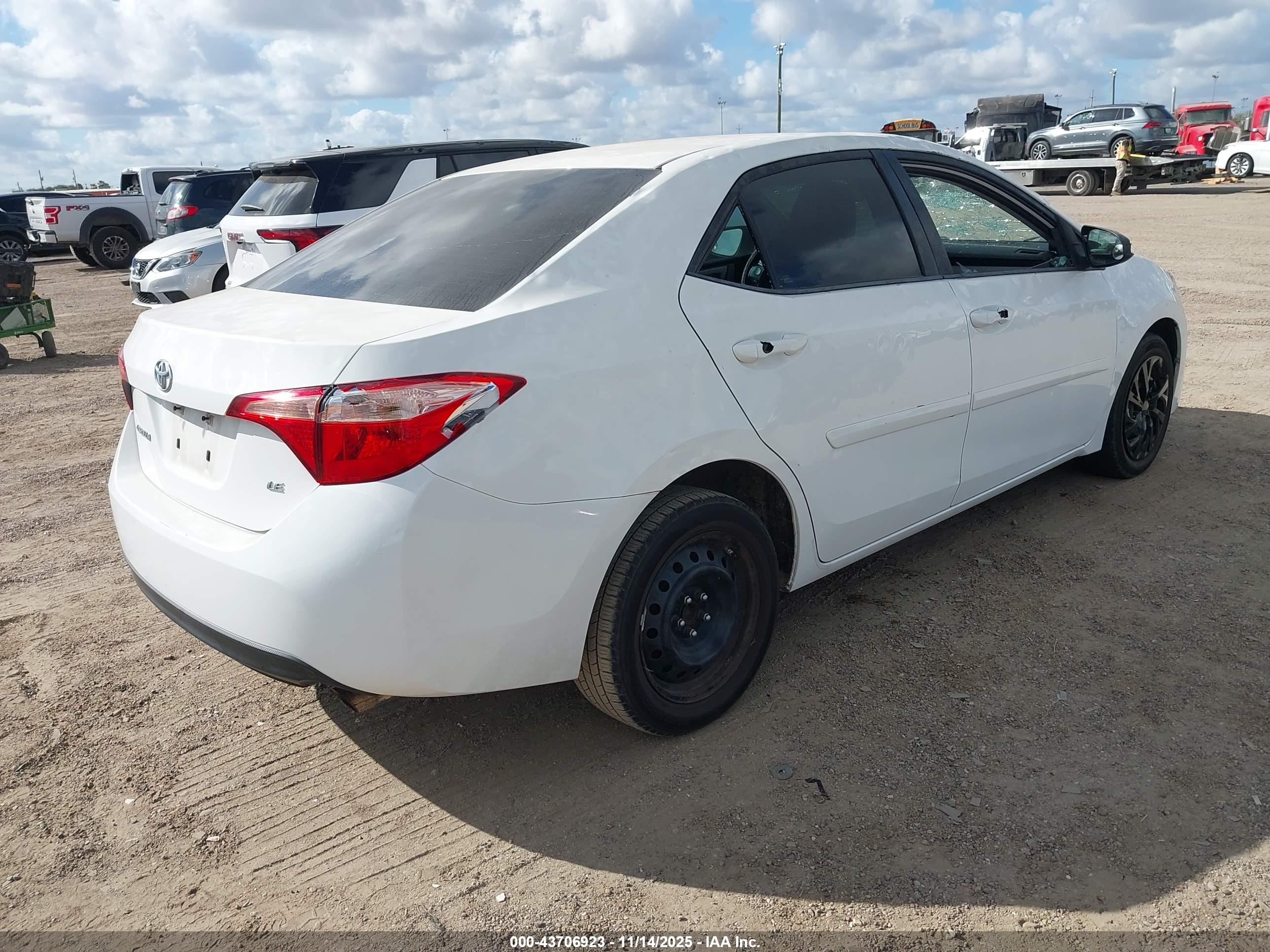 TOYOTA COROLLA image 4