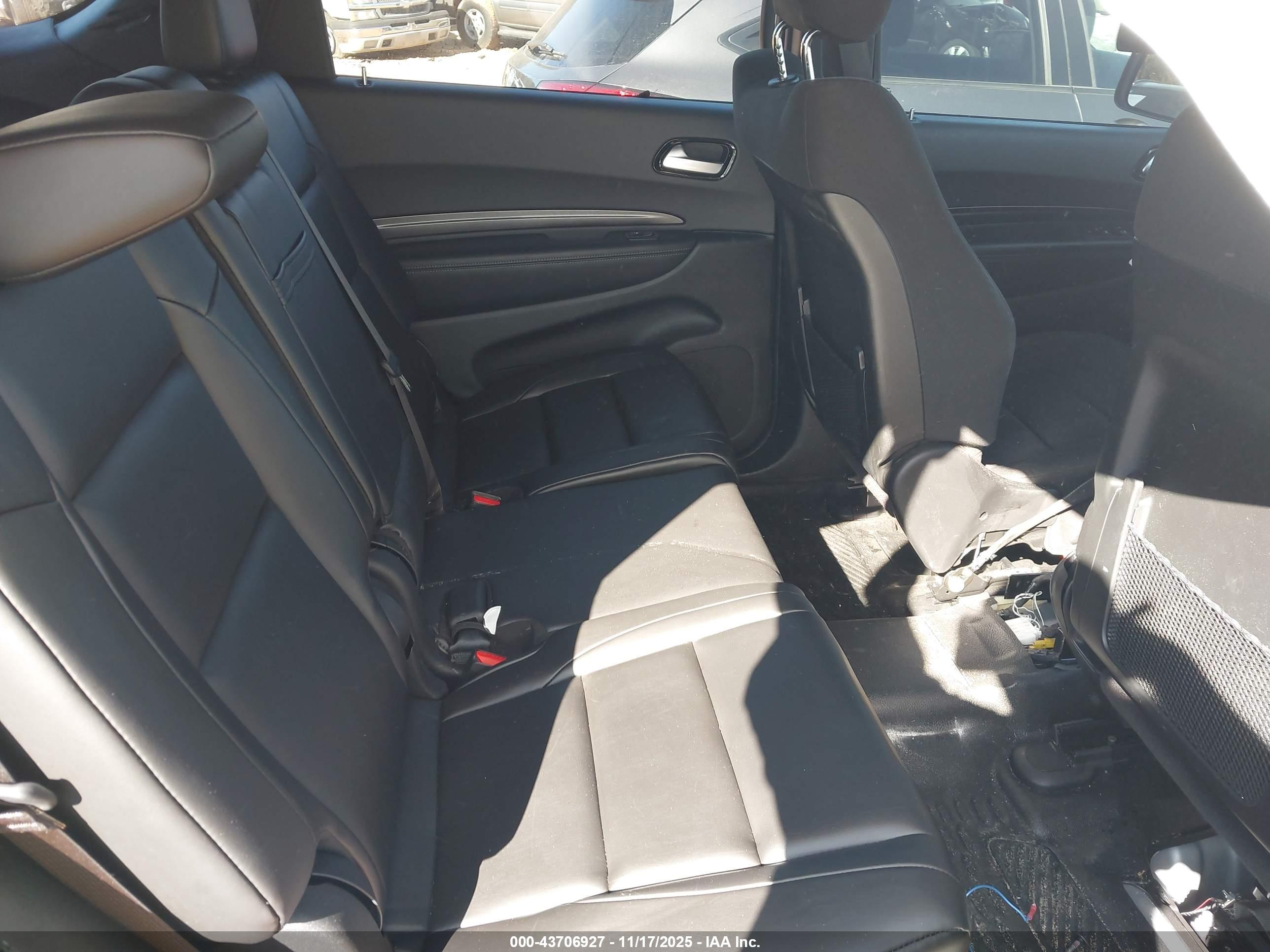 DODGE DURANGO image 8