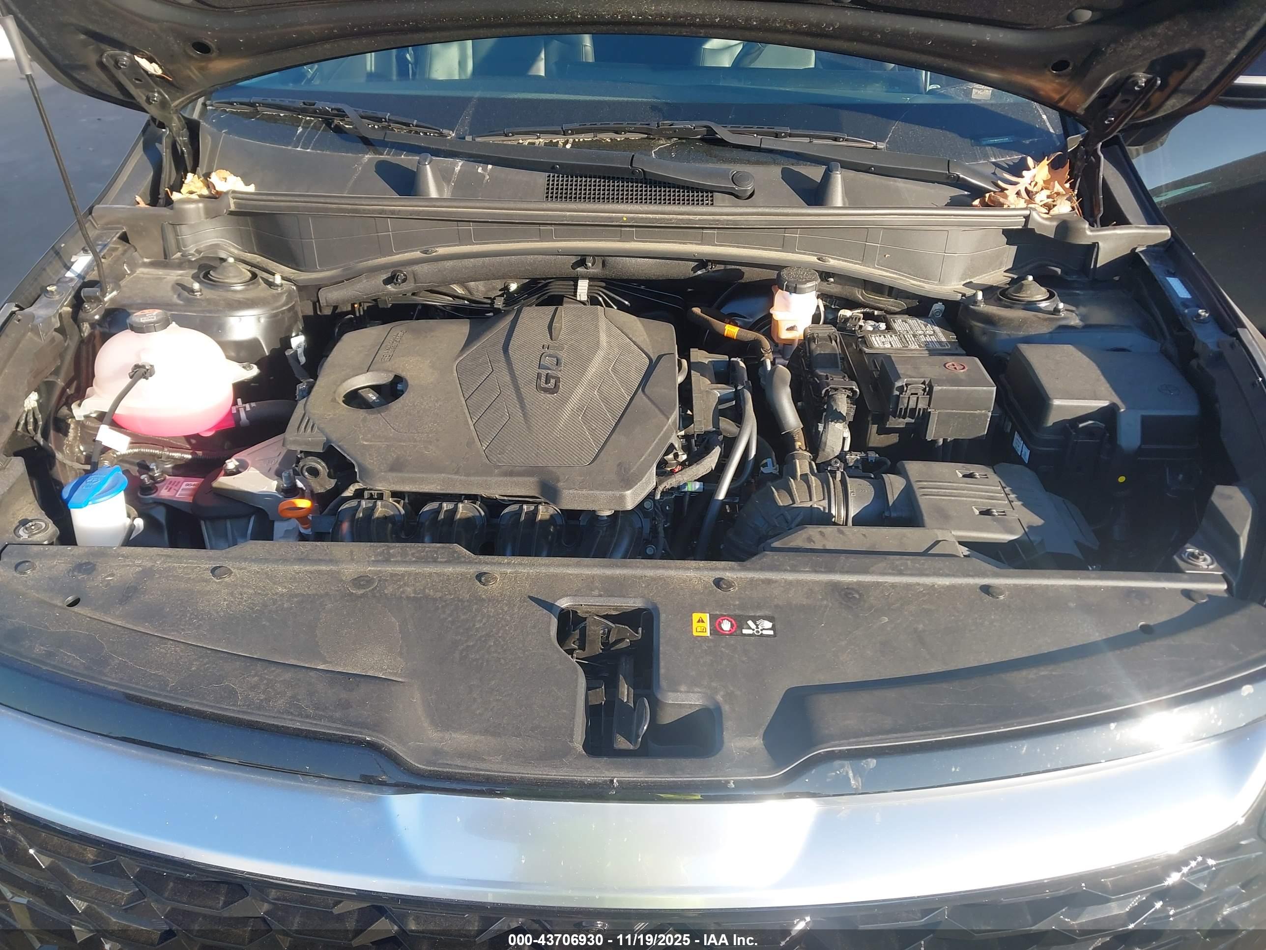 KIA SPORTAGE image 10