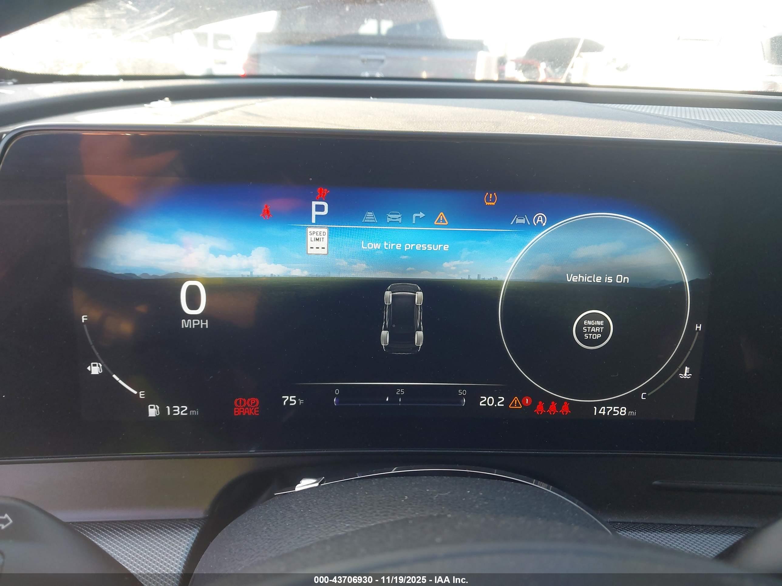 KIA SPORTAGE image 7