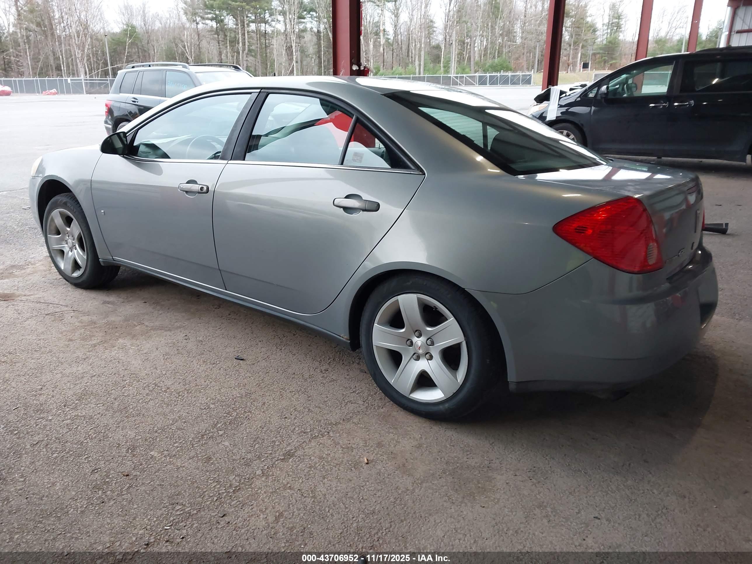 PONTIAC G6 image 3