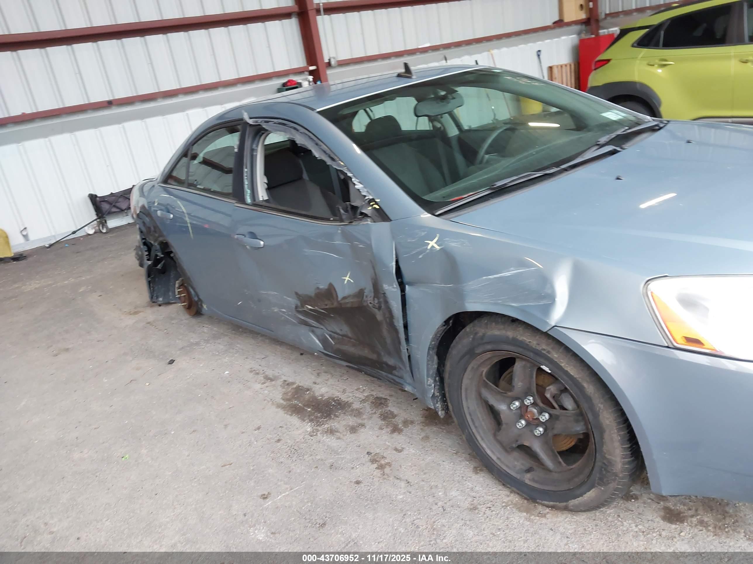 PONTIAC G6 image 6
