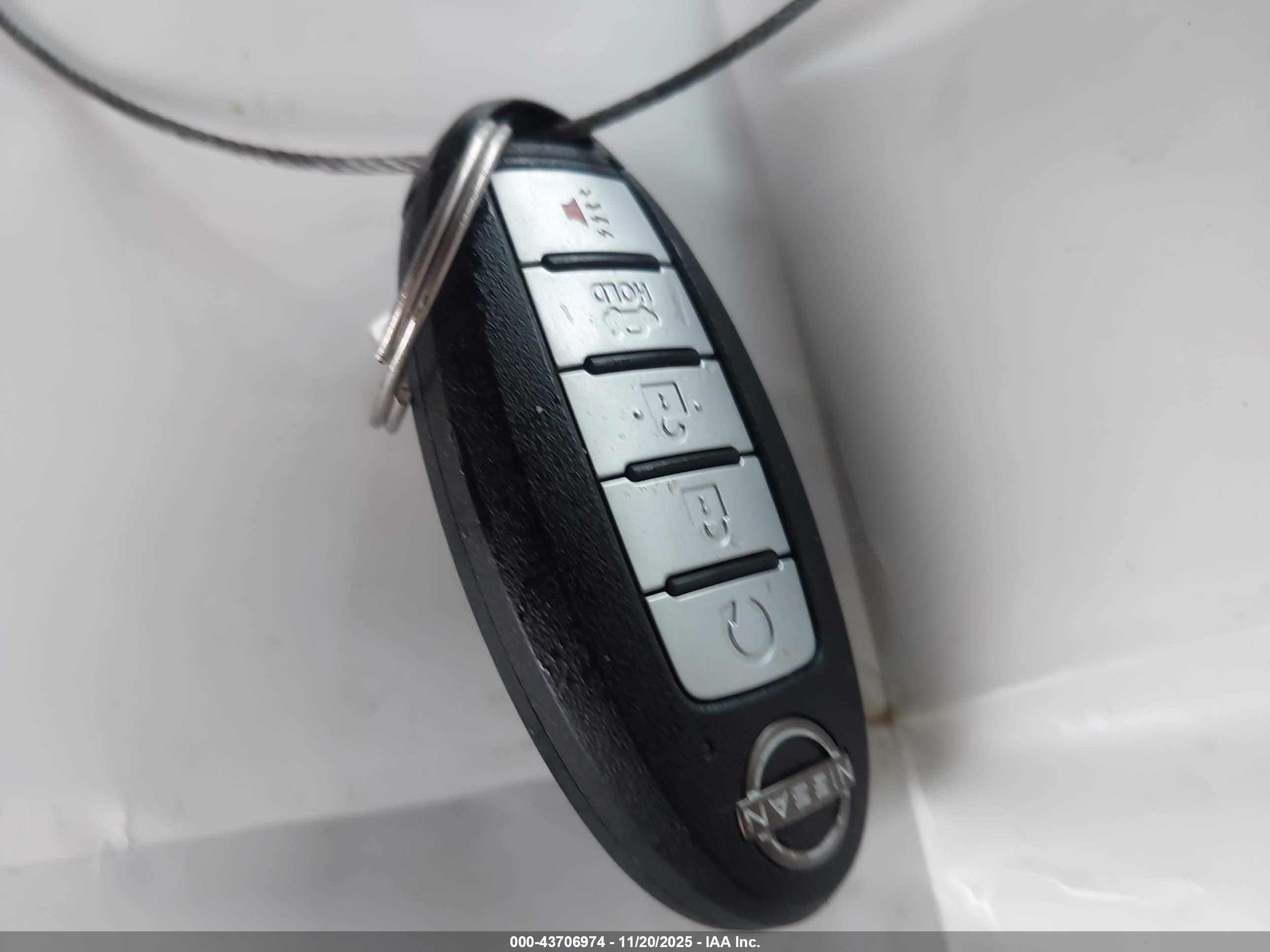 NISSAN ALTIMA image 11