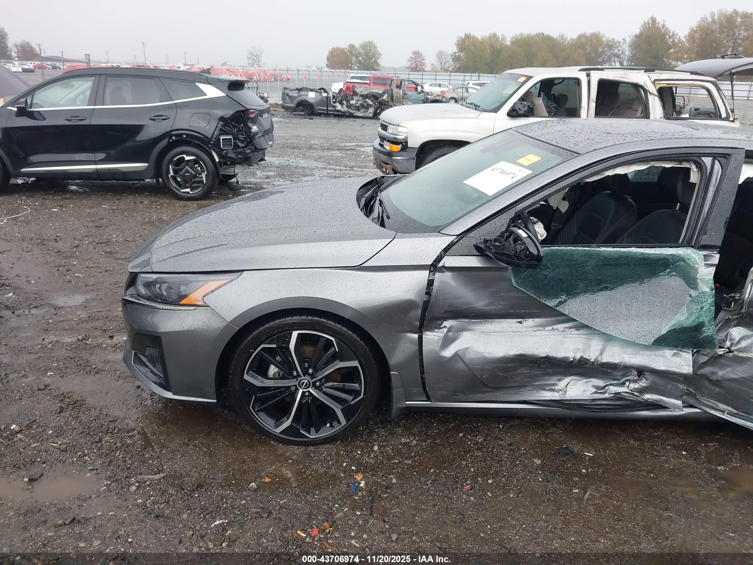NISSAN ALTIMA image 6