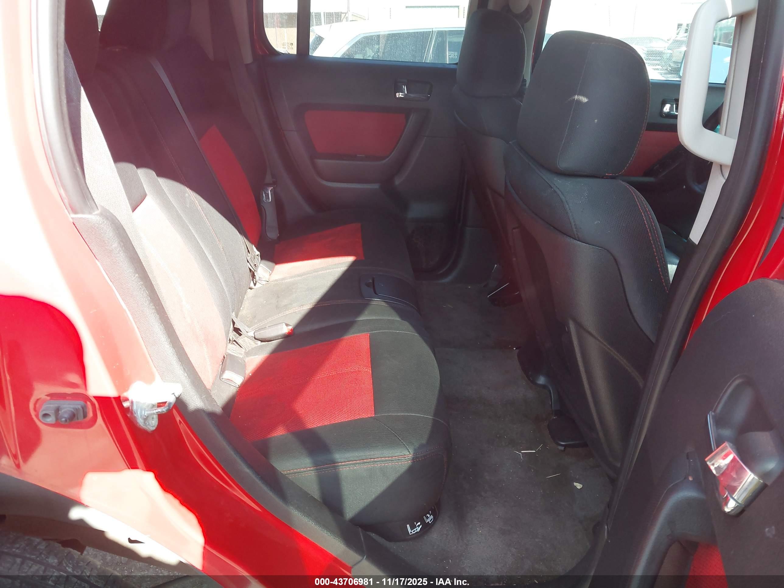 HUMMER H3 image 8
