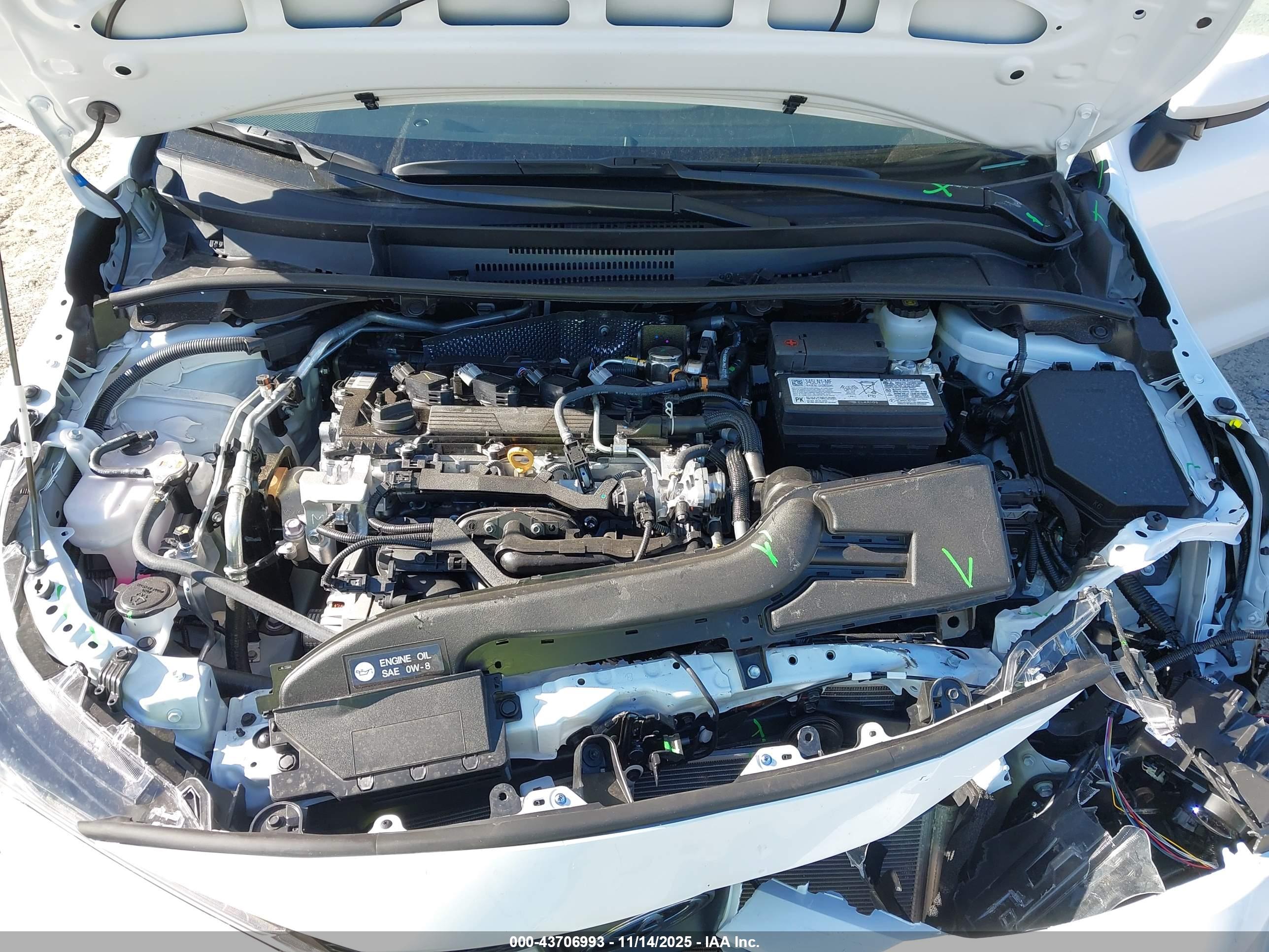 TOYOTA COROLLA image 10