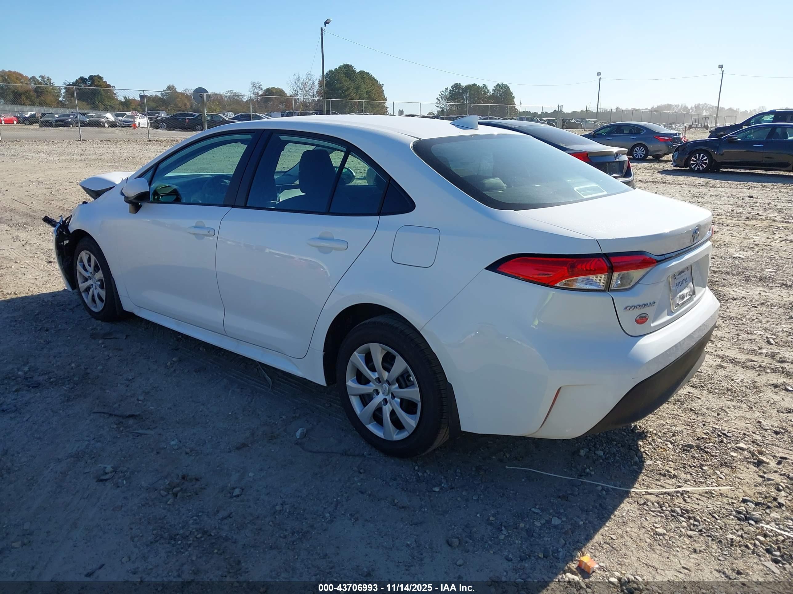 TOYOTA COROLLA image 3