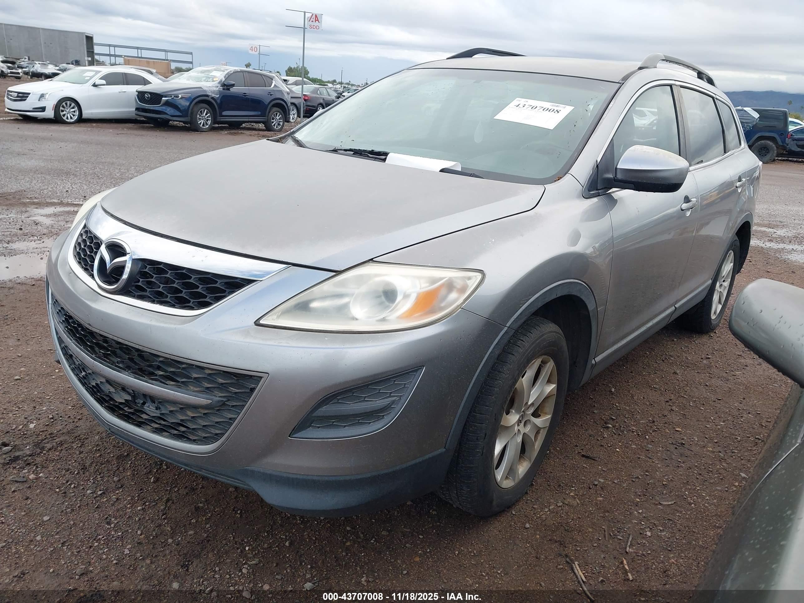 MAZDA CX-9 image 2