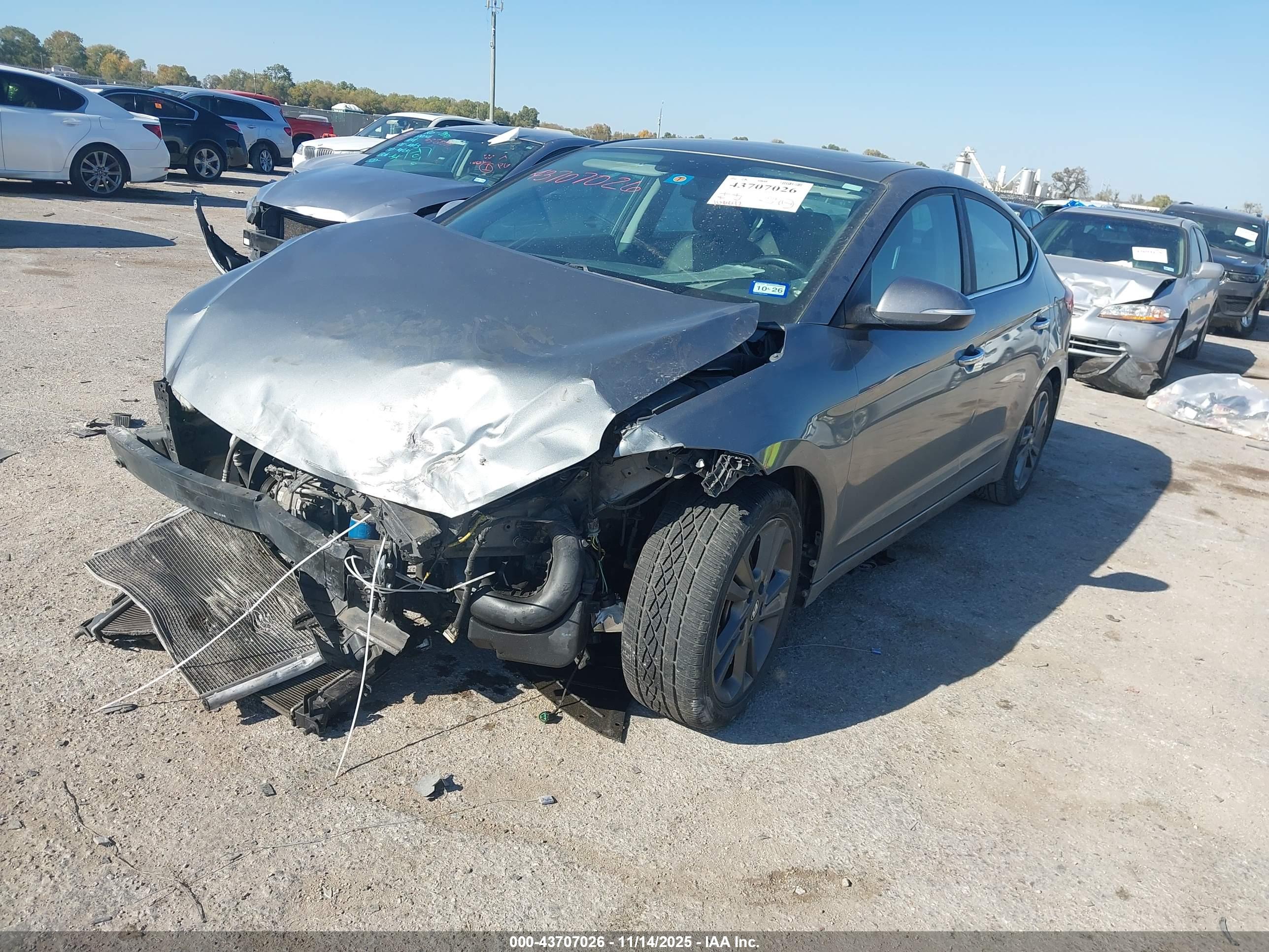 HYUNDAI ELANTRA image 2