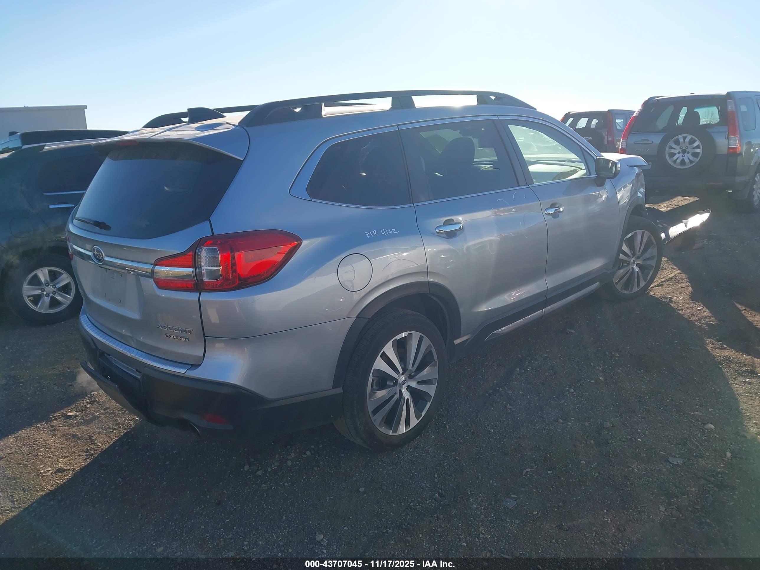 SUBARU ASCENT image 4