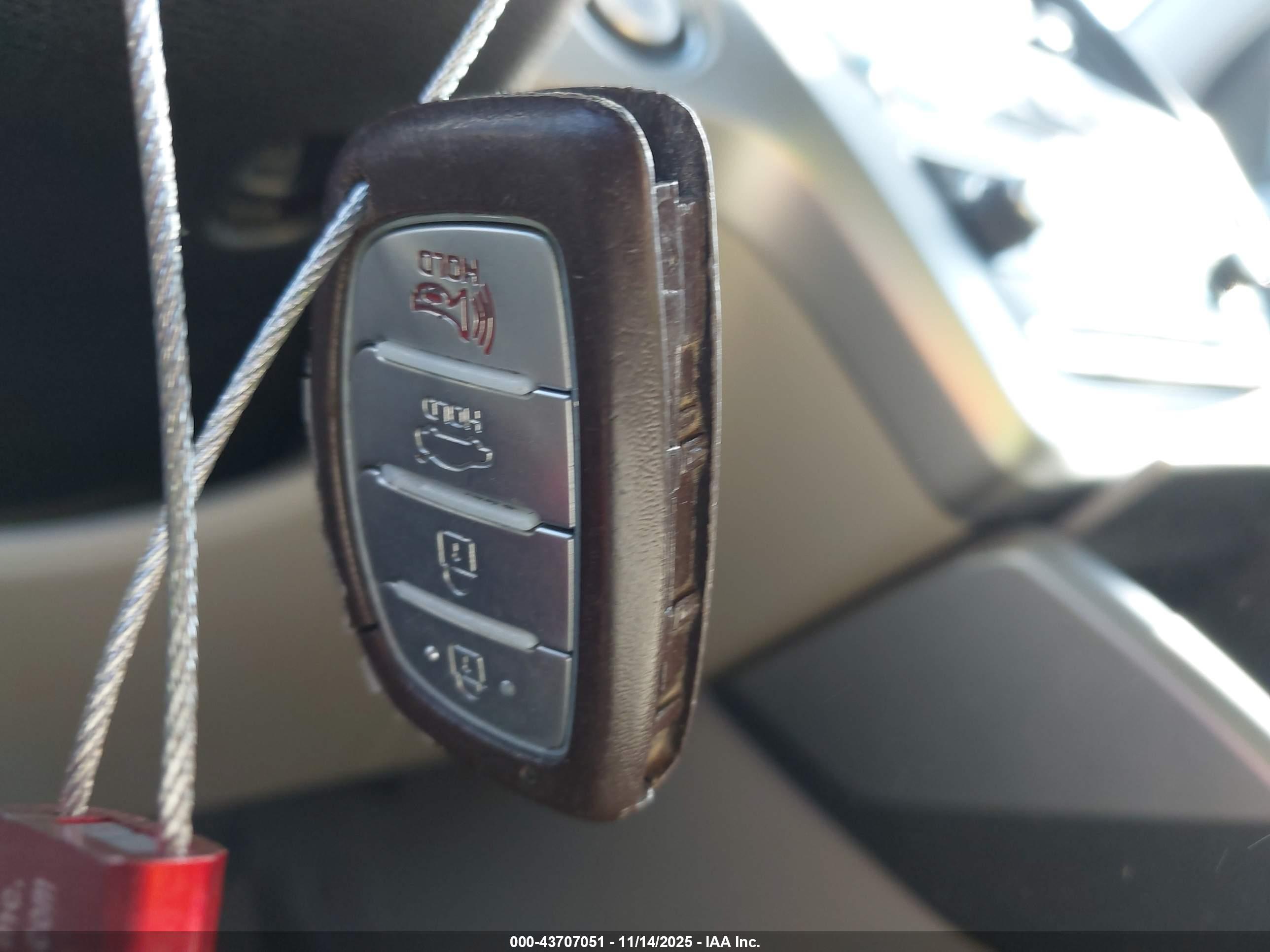 HYUNDAI SONATA image 11