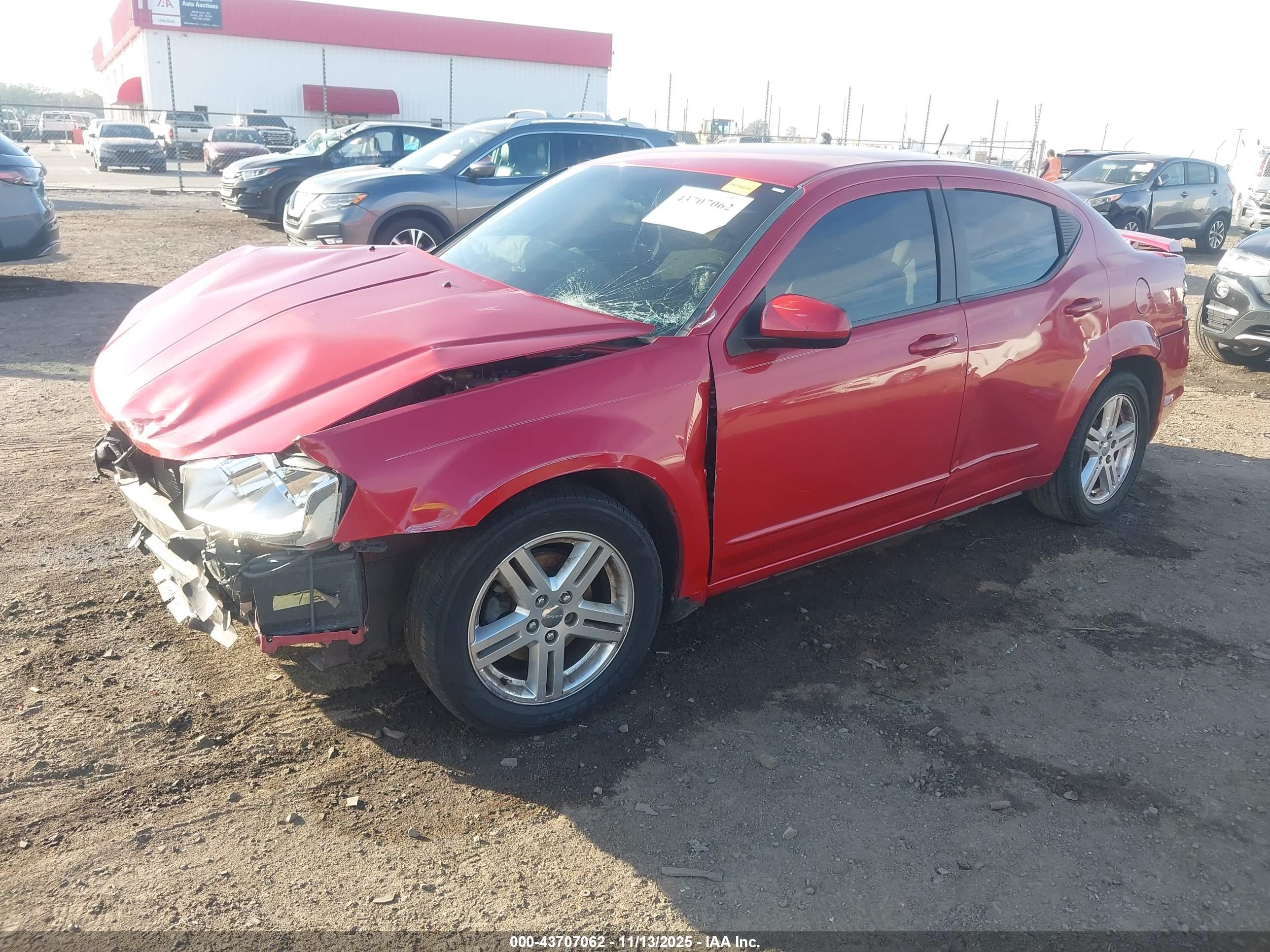 DODGE AVENGER image 2