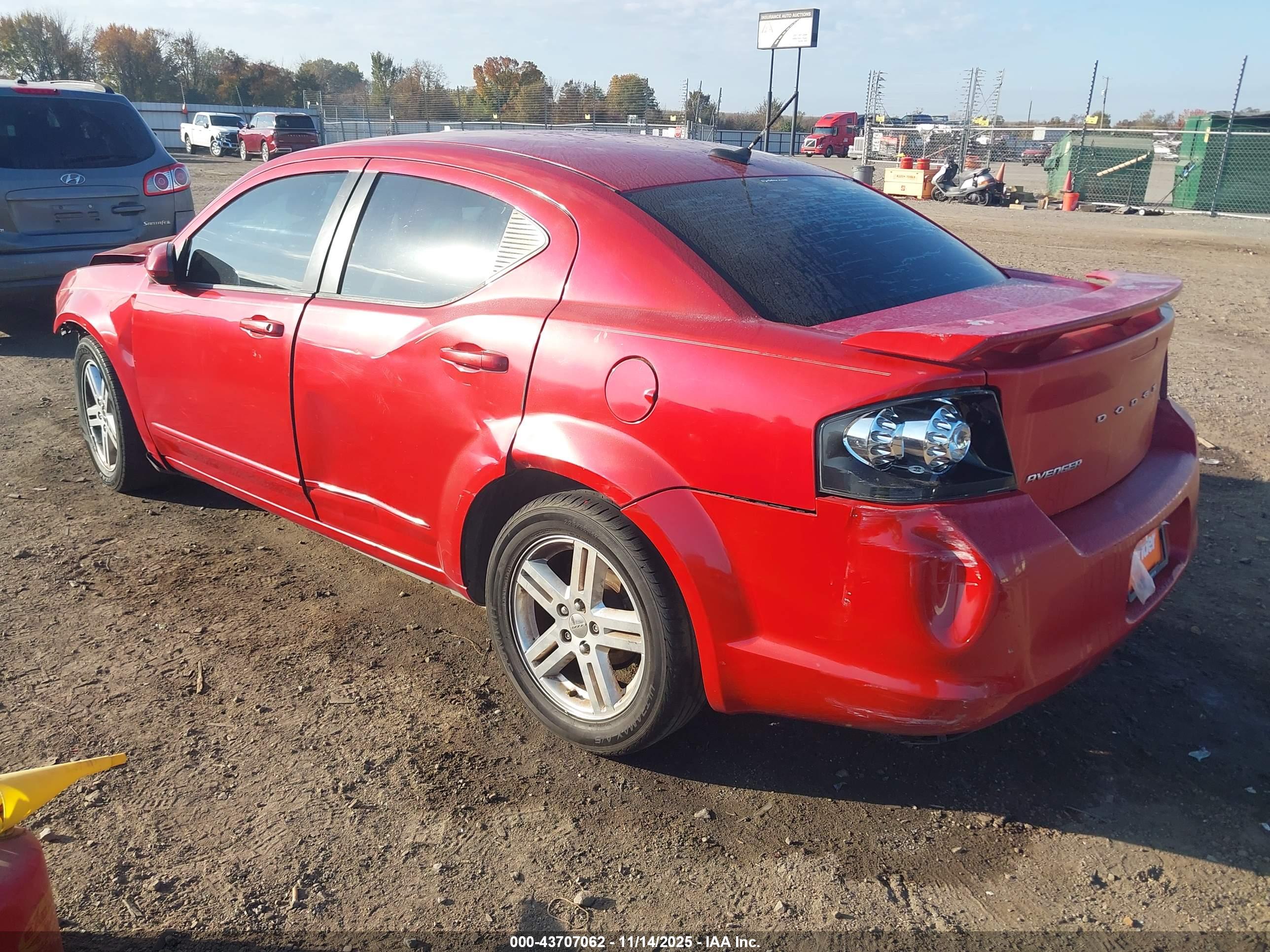 DODGE AVENGER image 3