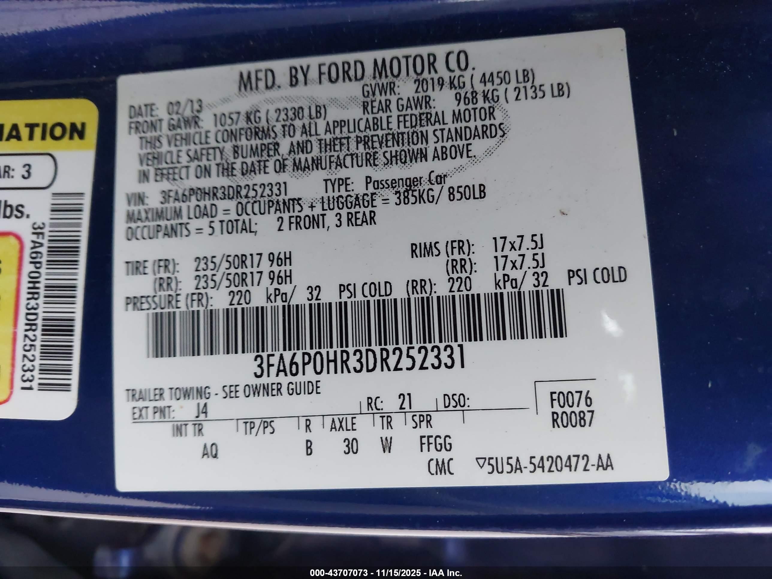 FORD FUSION image 9