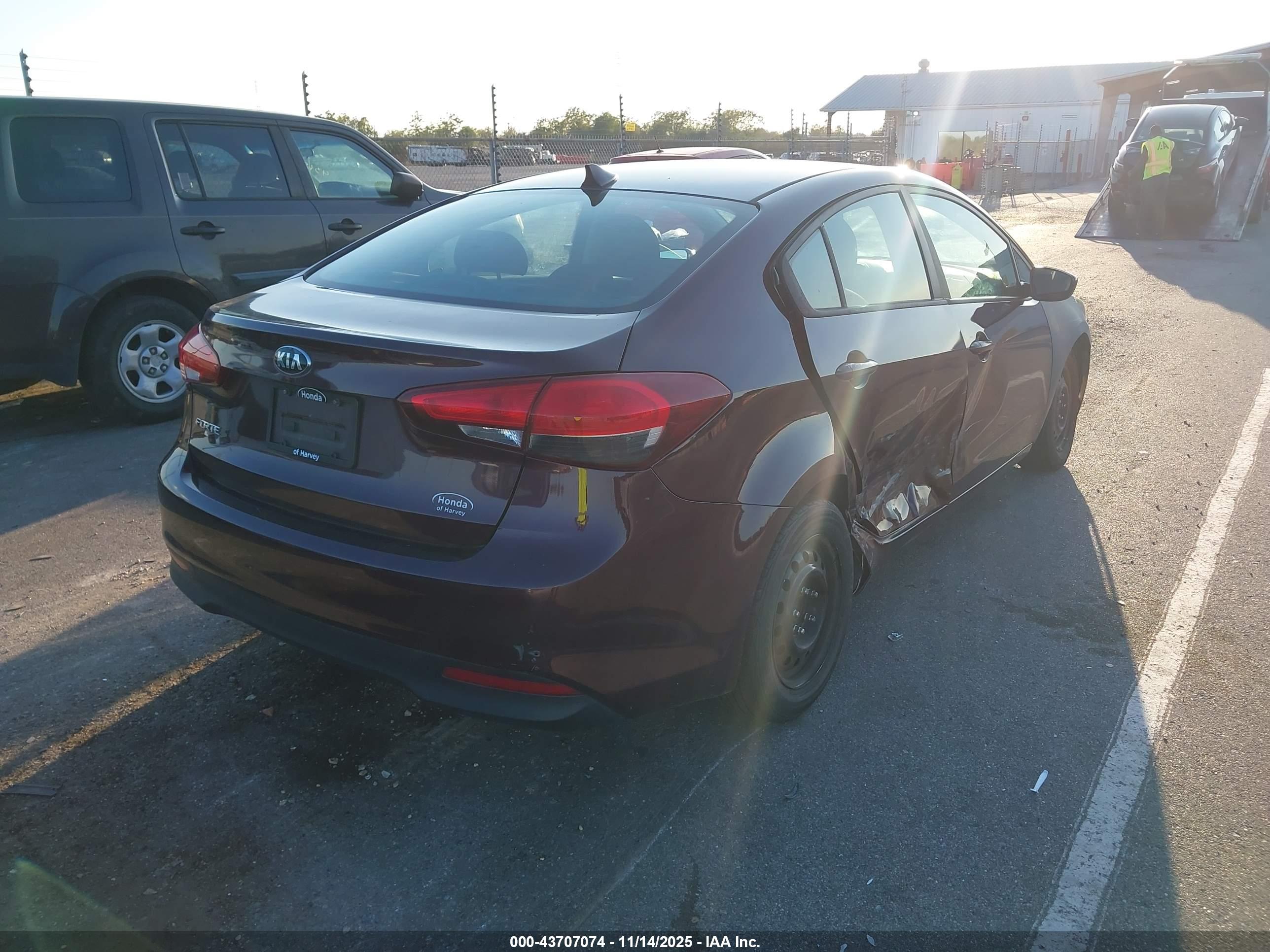 KIA FORTE image 4