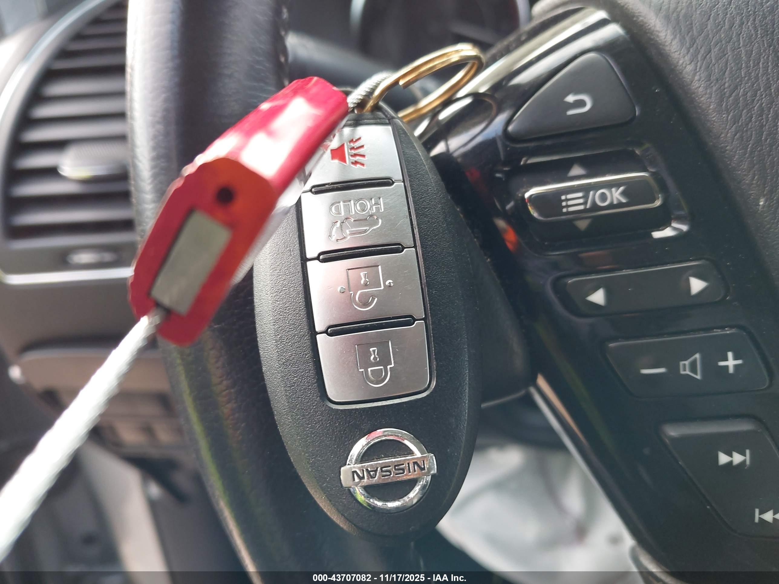 NISSAN ARMADA image 11