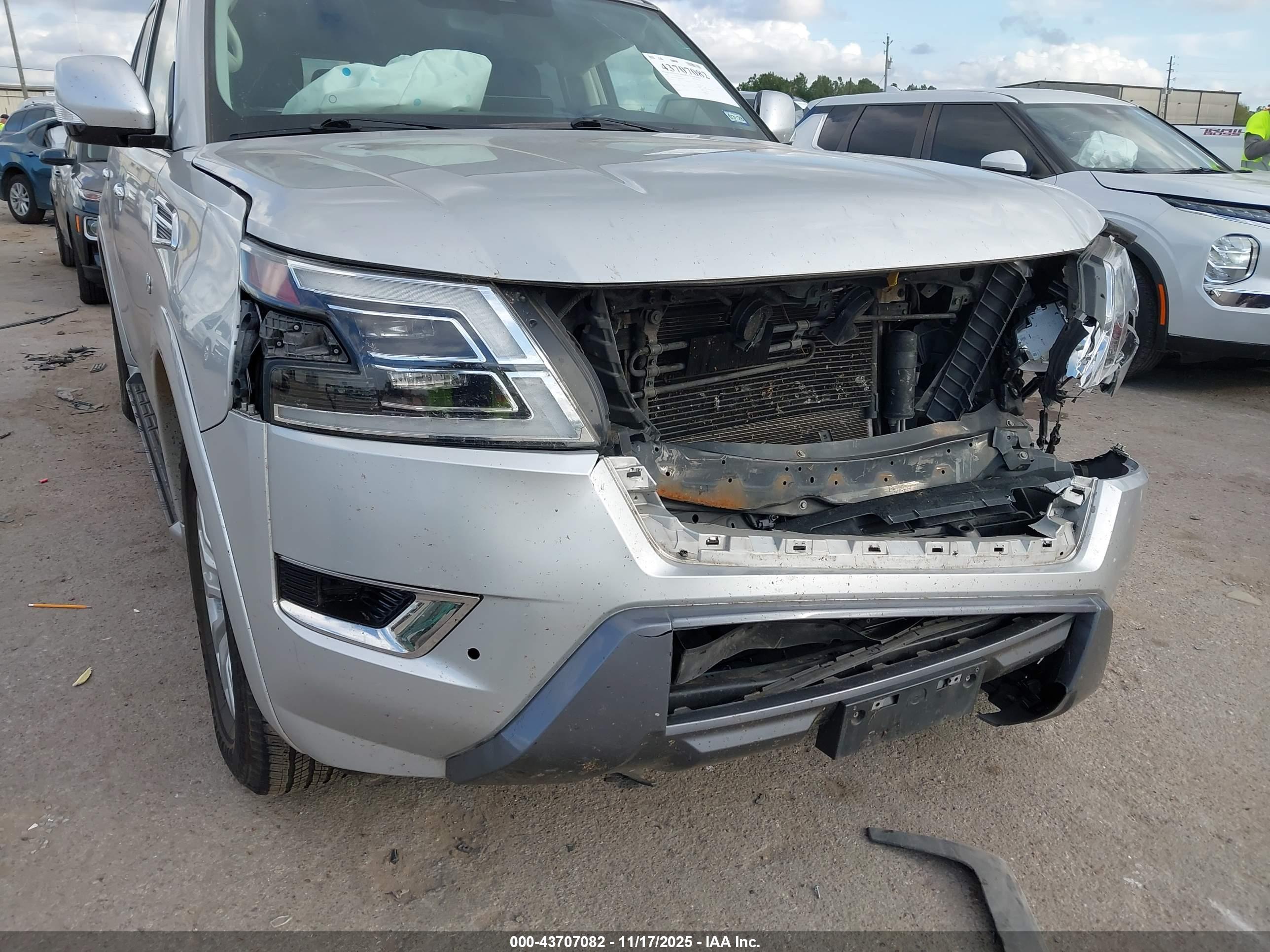 NISSAN ARMADA image 6