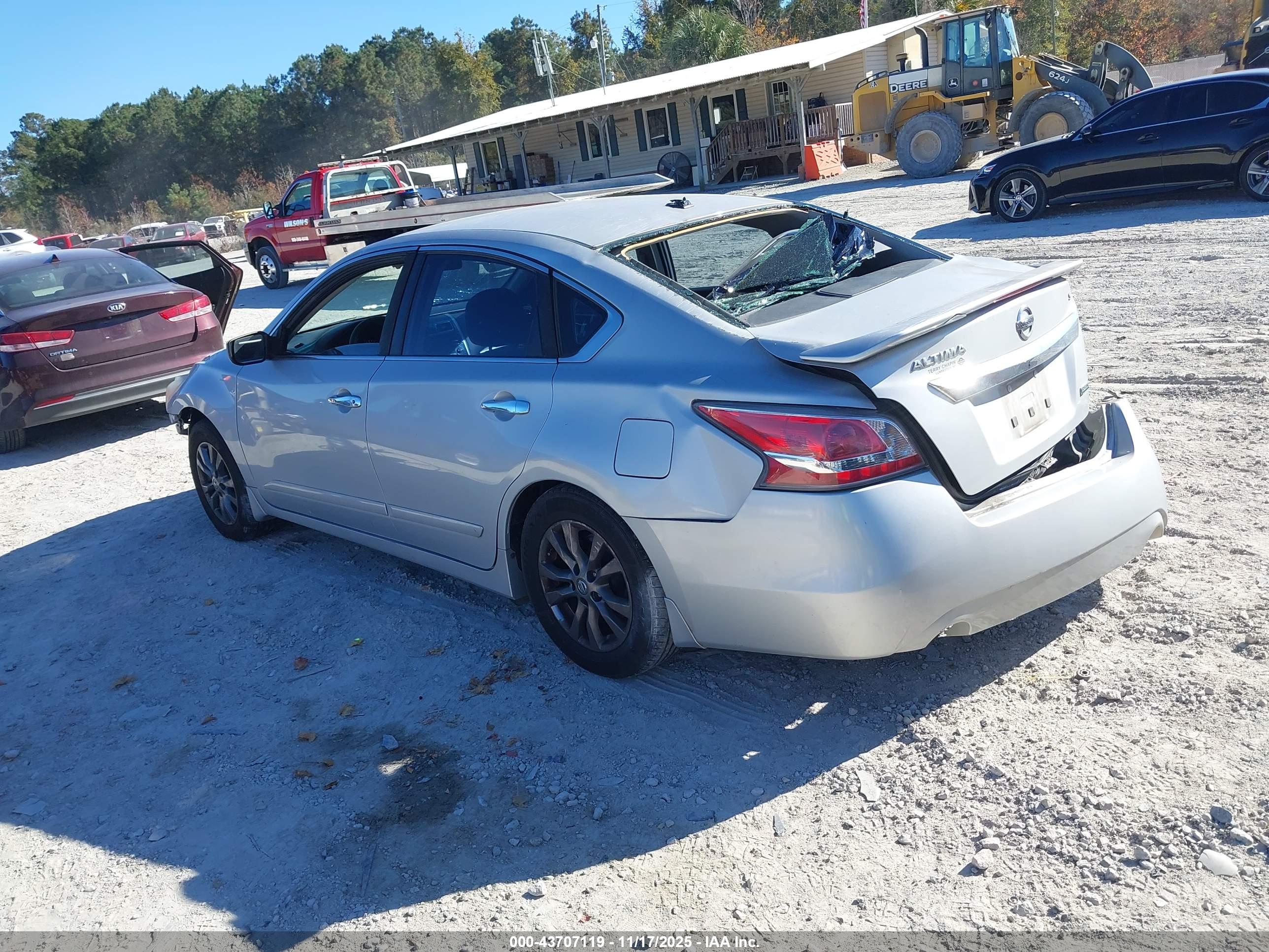 NISSAN ALTIMA image 3