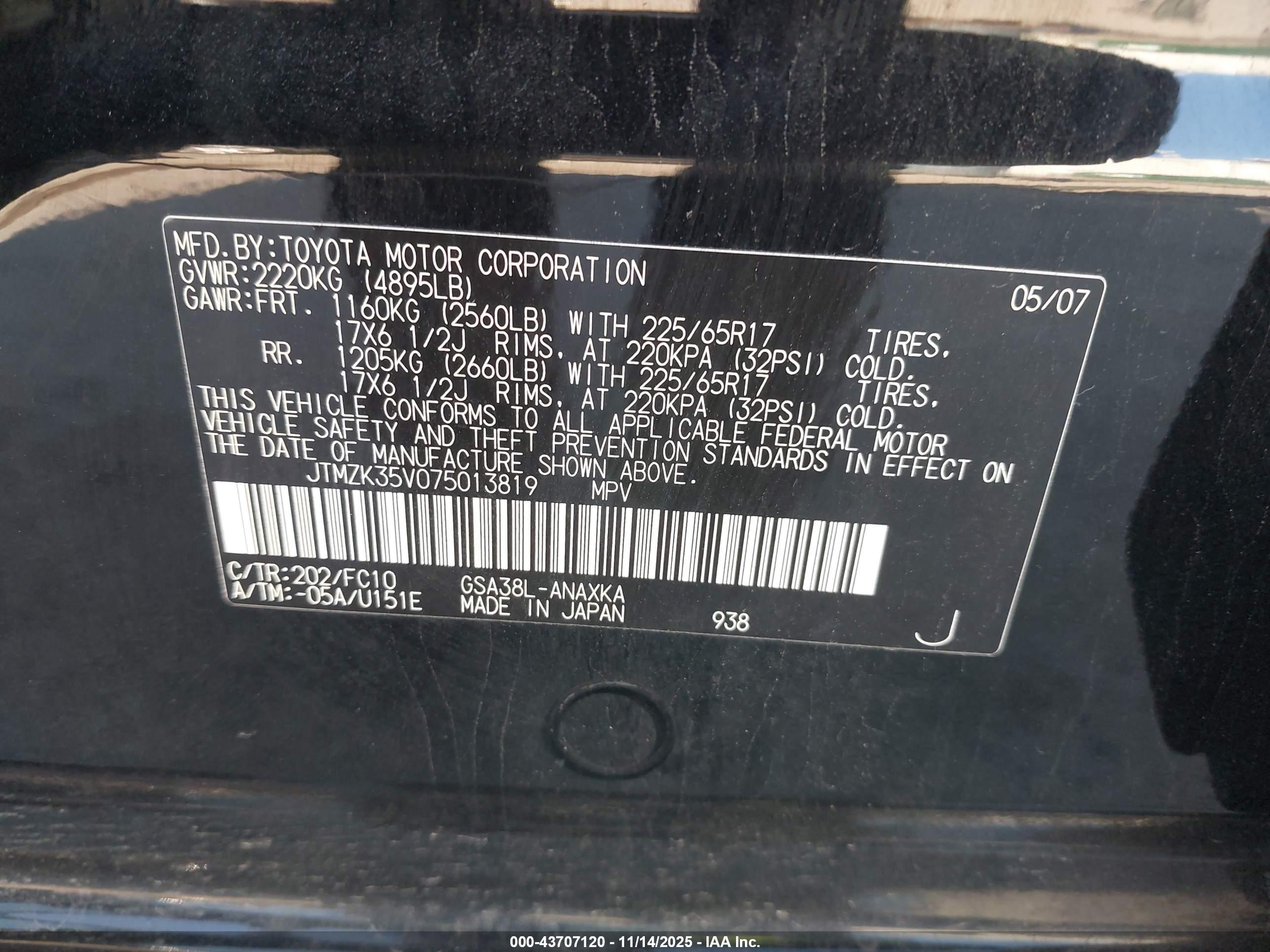 TOYOTA RAV4 image 9