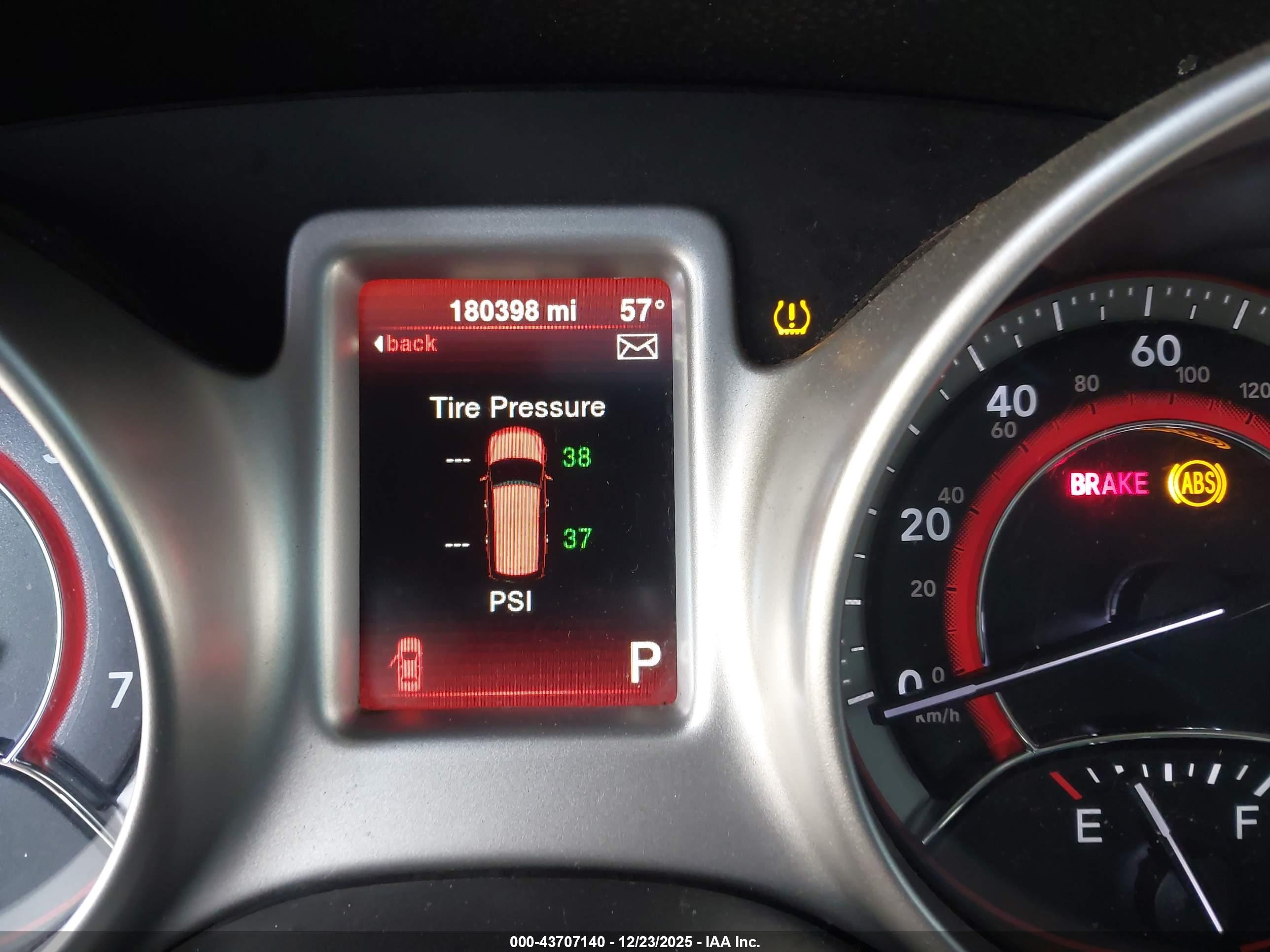 DODGE JOURNEY image 7