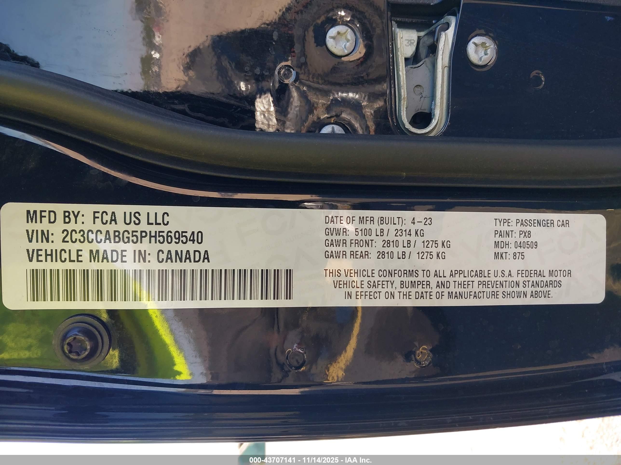 CHRYSLER 300 image 9
