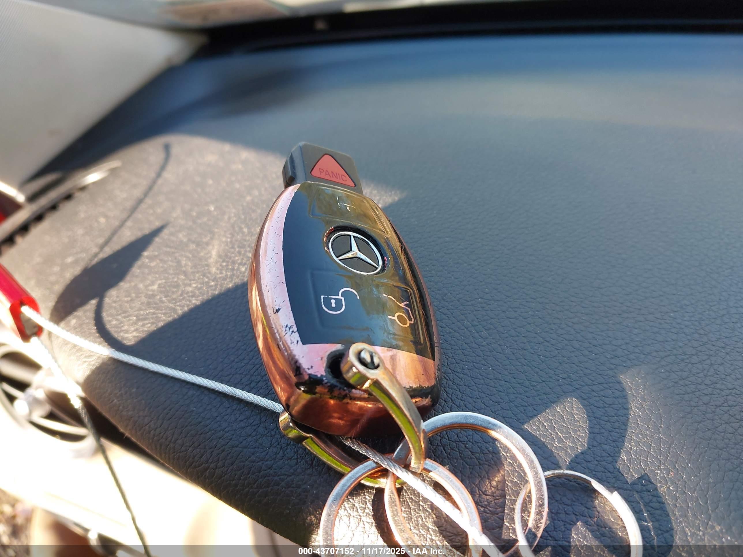 MERCEDES-BENZ C image 11