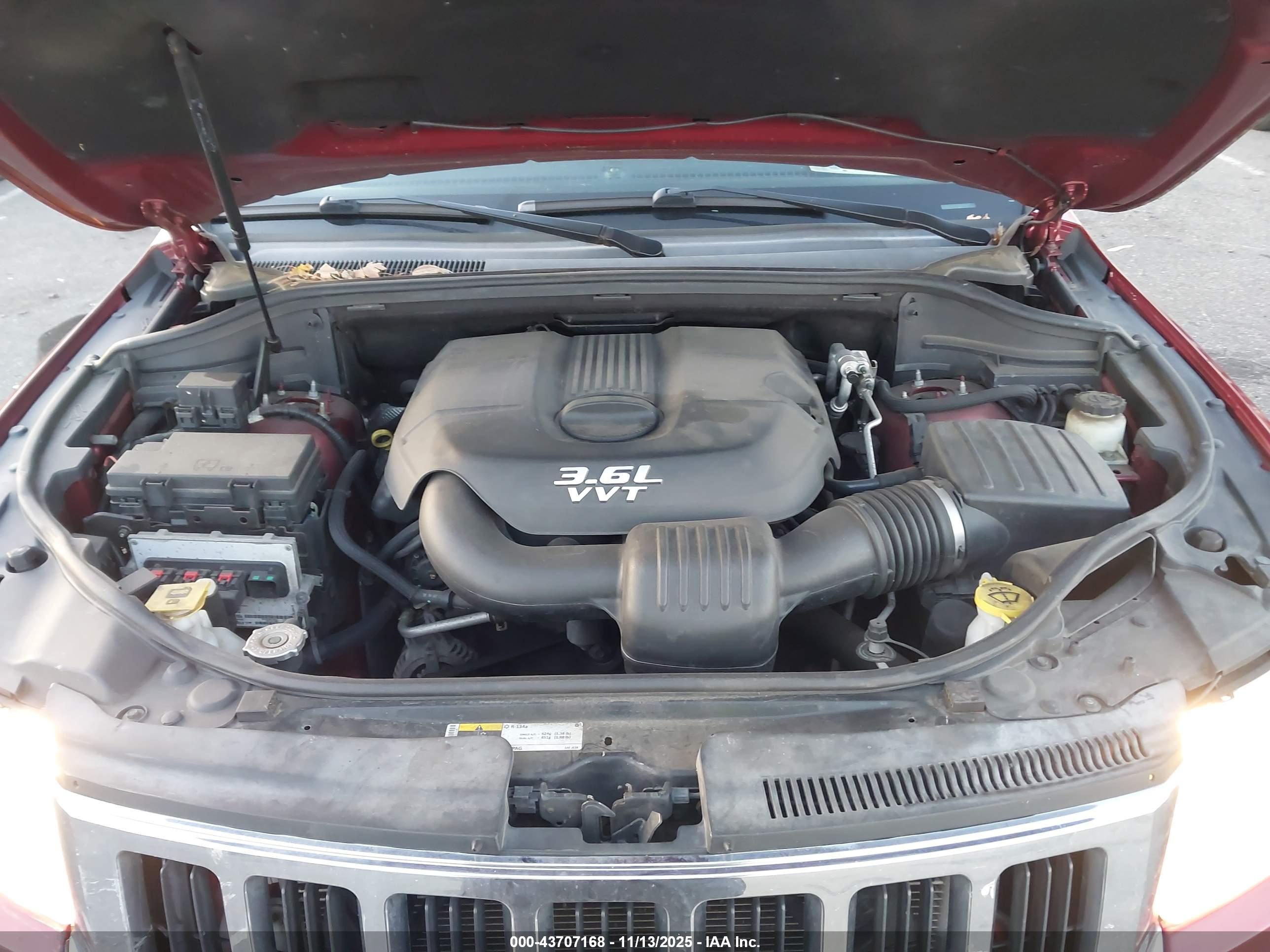 JEEP GRAND image 10
