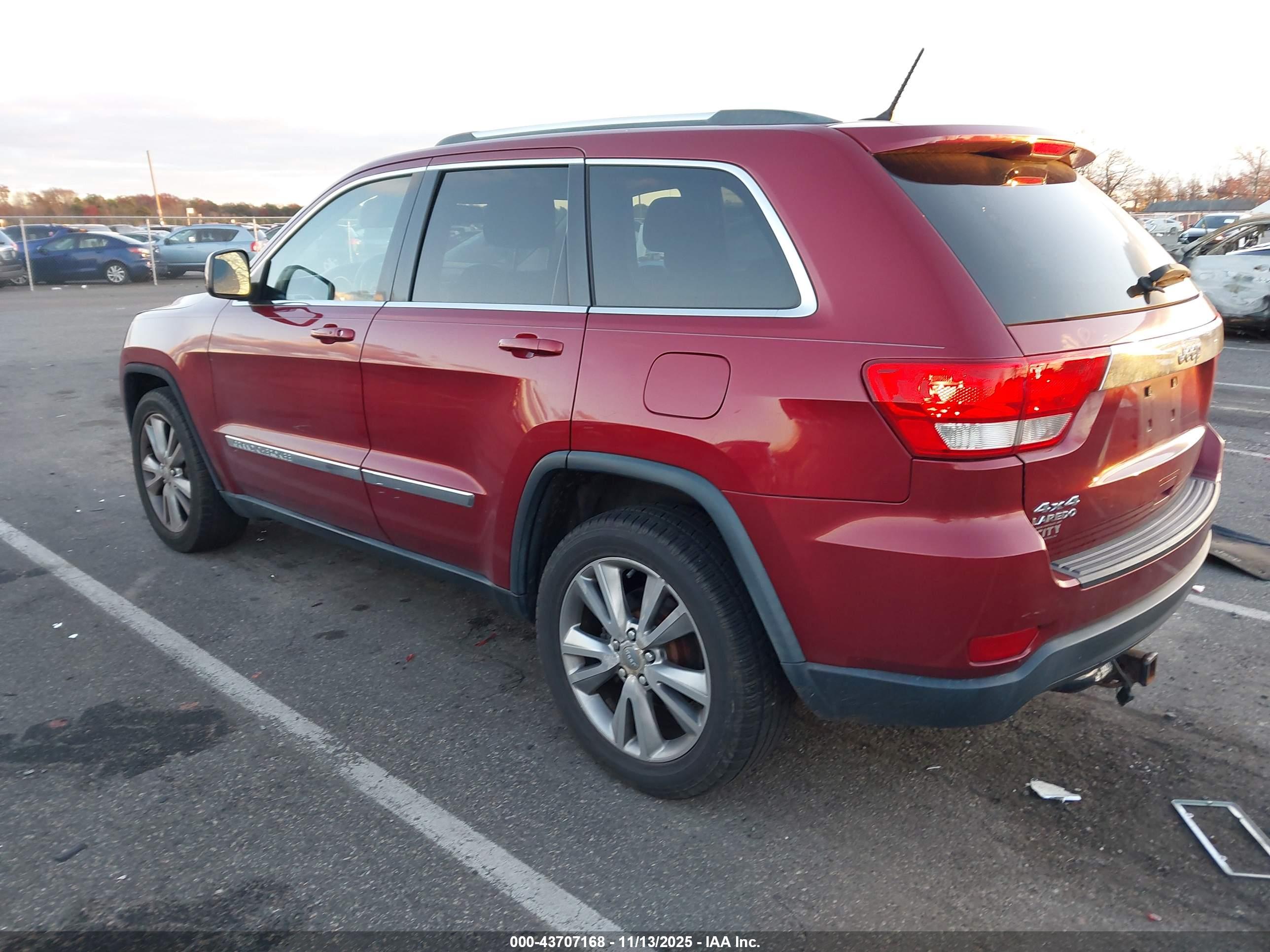 JEEP GRAND image 3