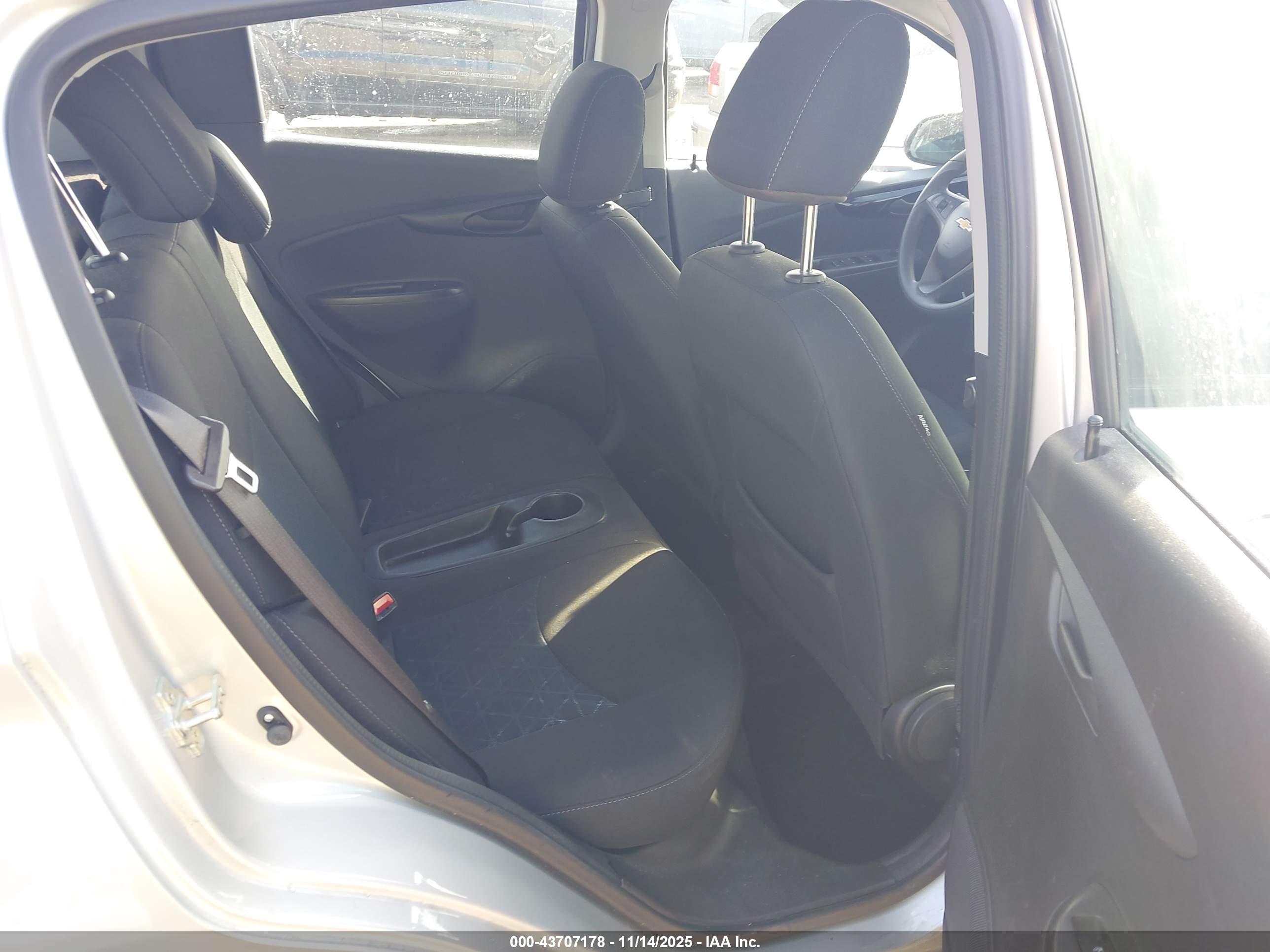 CHEVROLET SPARK image 8