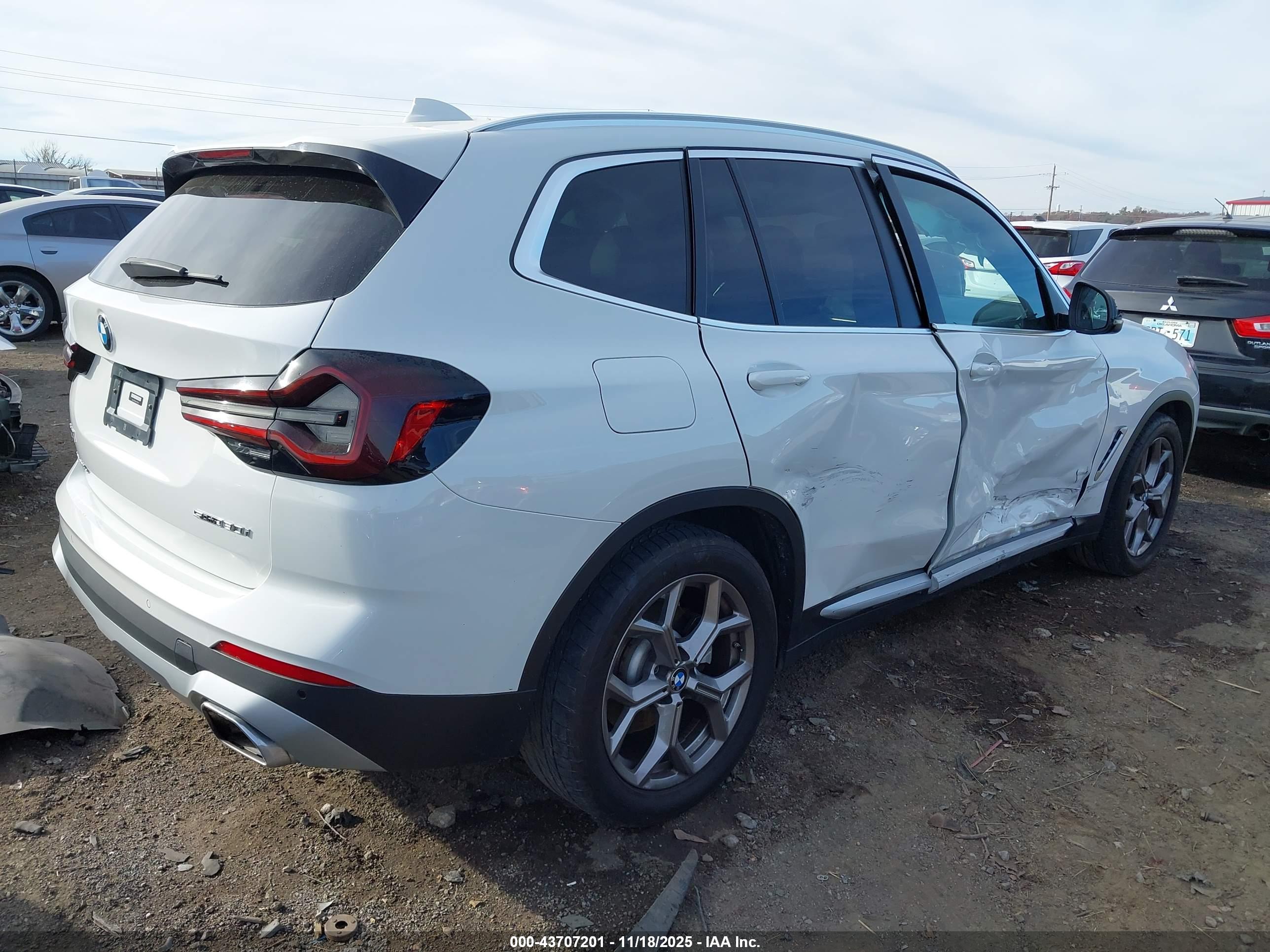 BMW X3 image 4