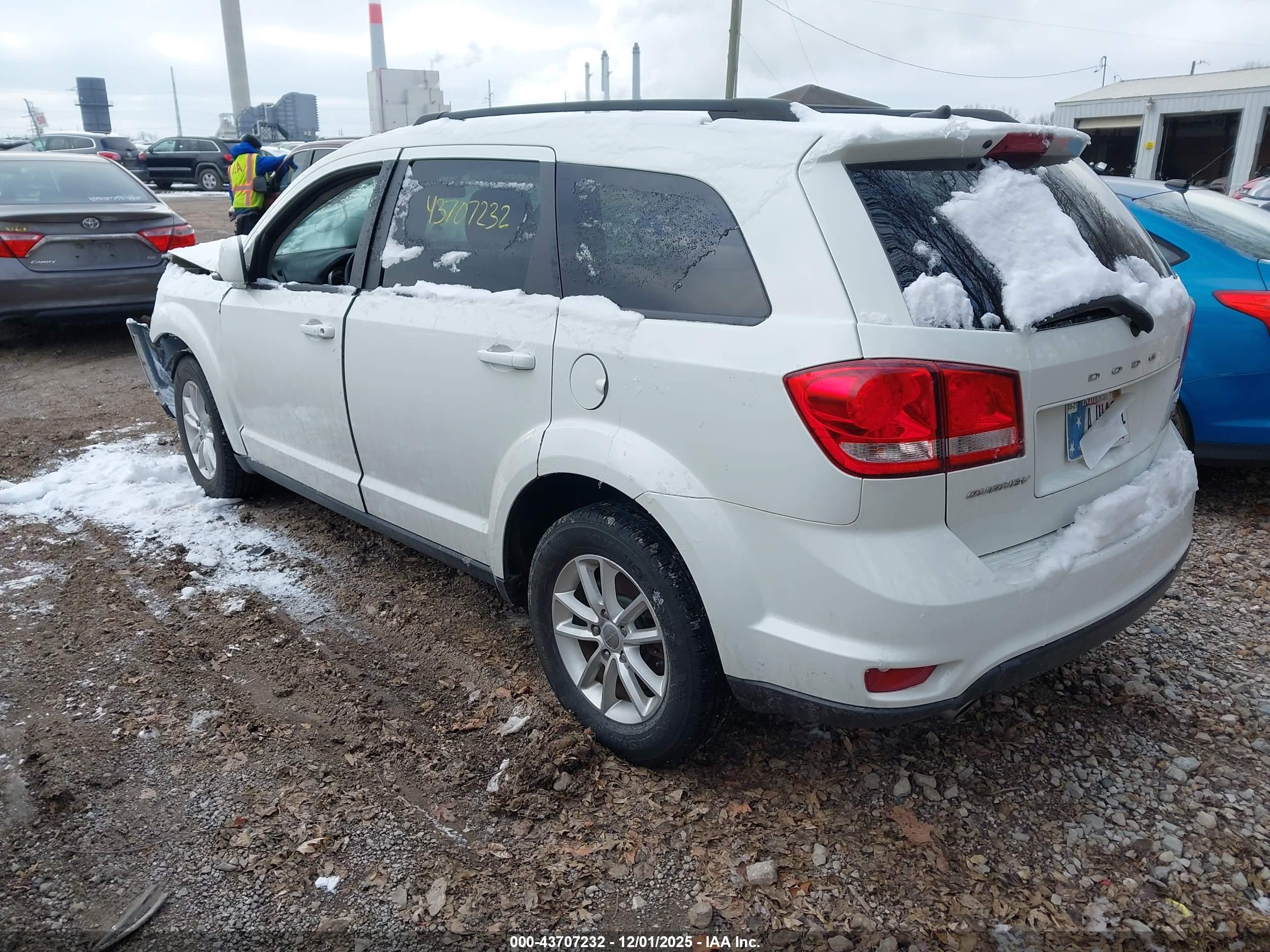 DODGE JOURNEY image 3