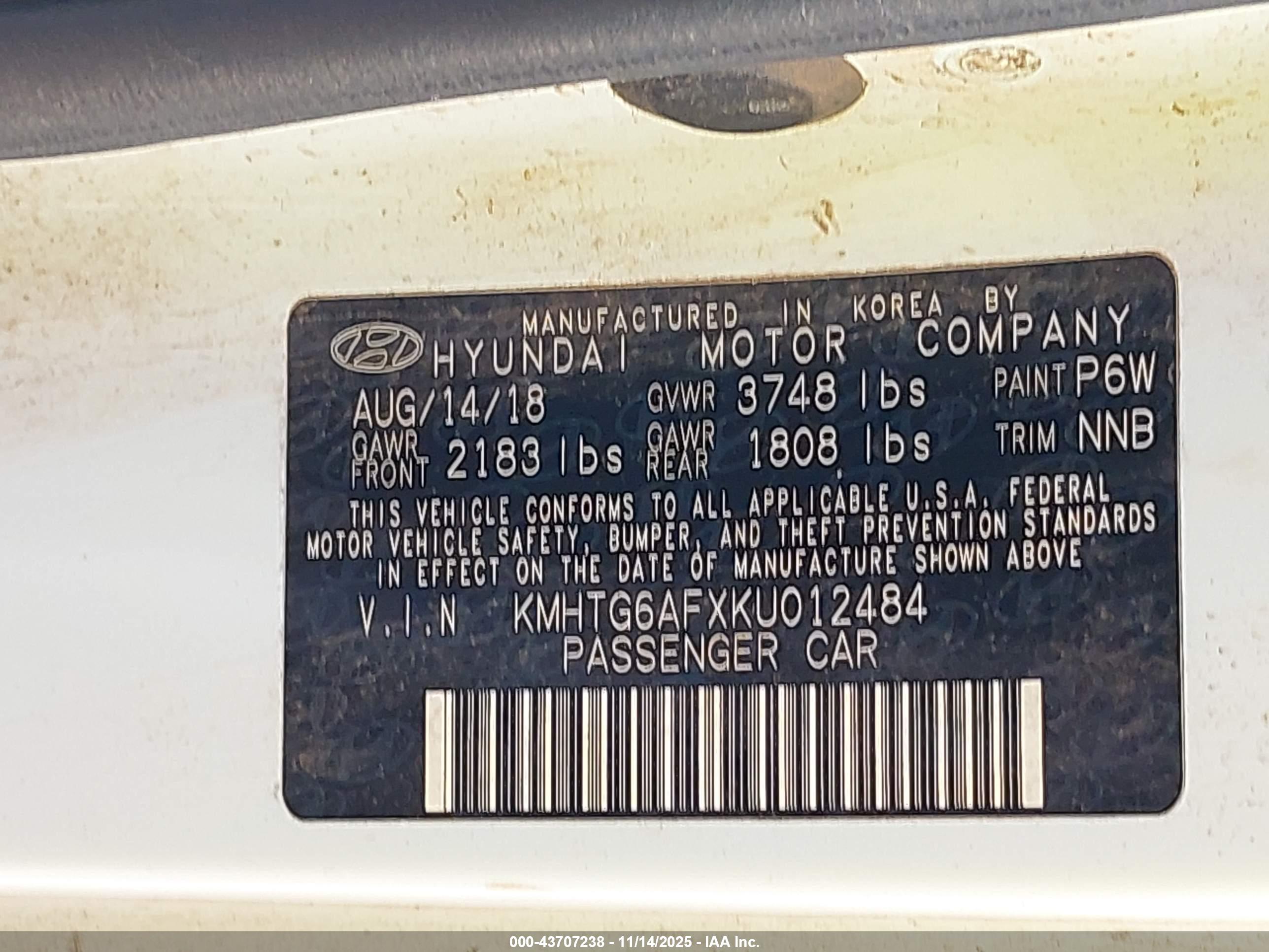 HYUNDAI VELOSTER image 9