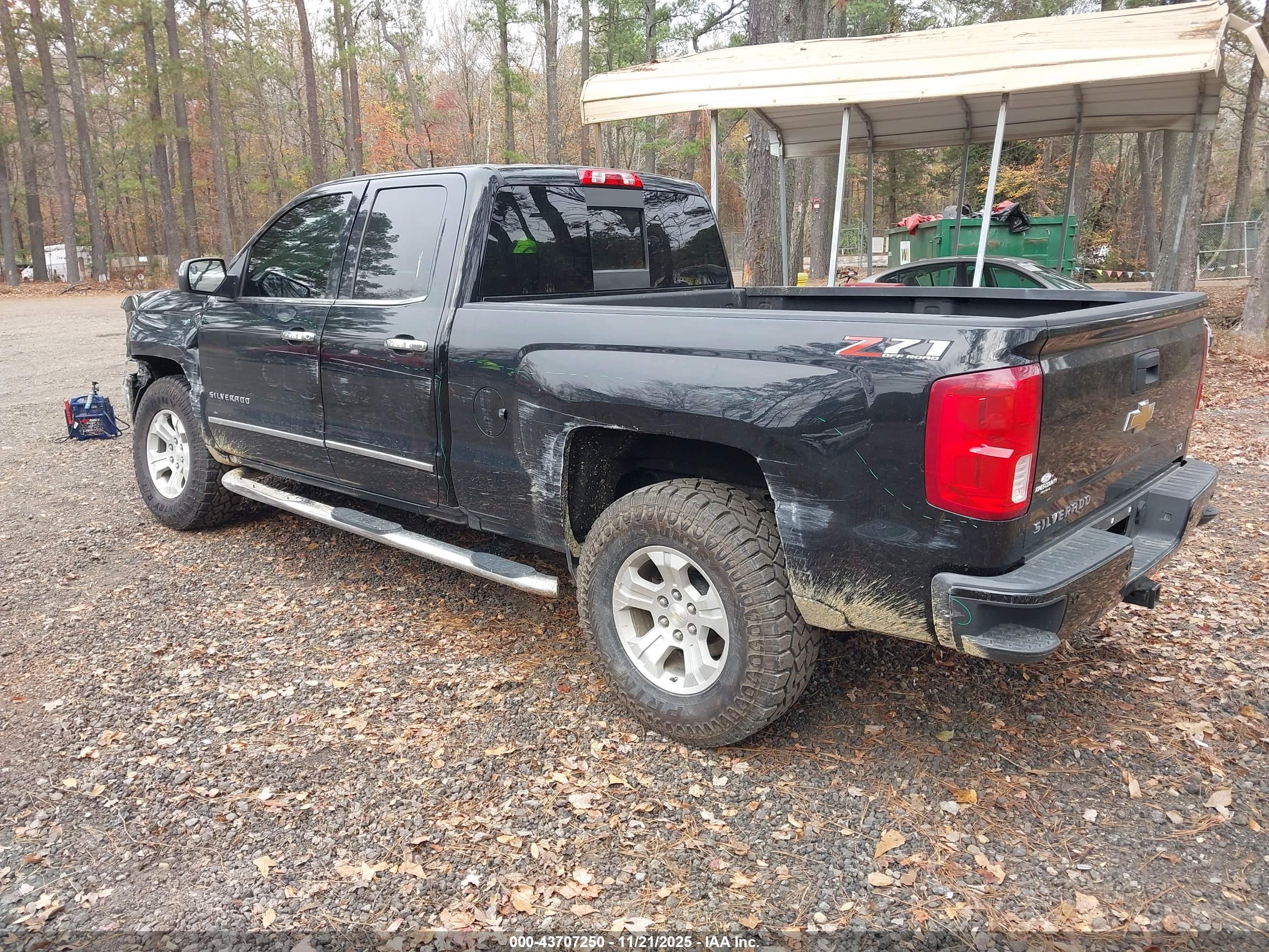 CHEVROLET SILVERADO image 3