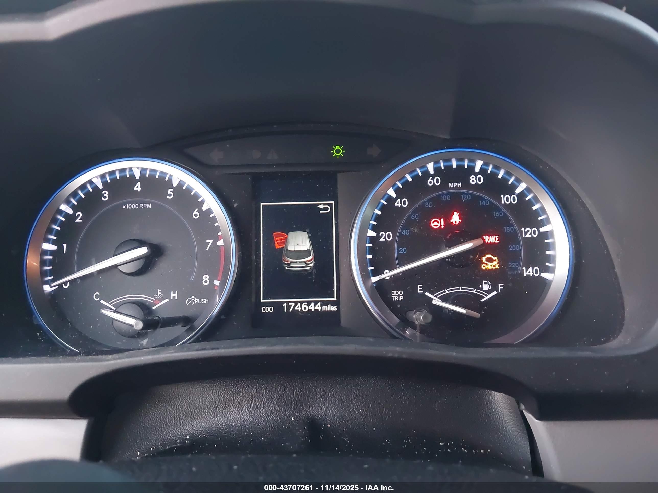 TOYOTA HIGHLANDER image 7