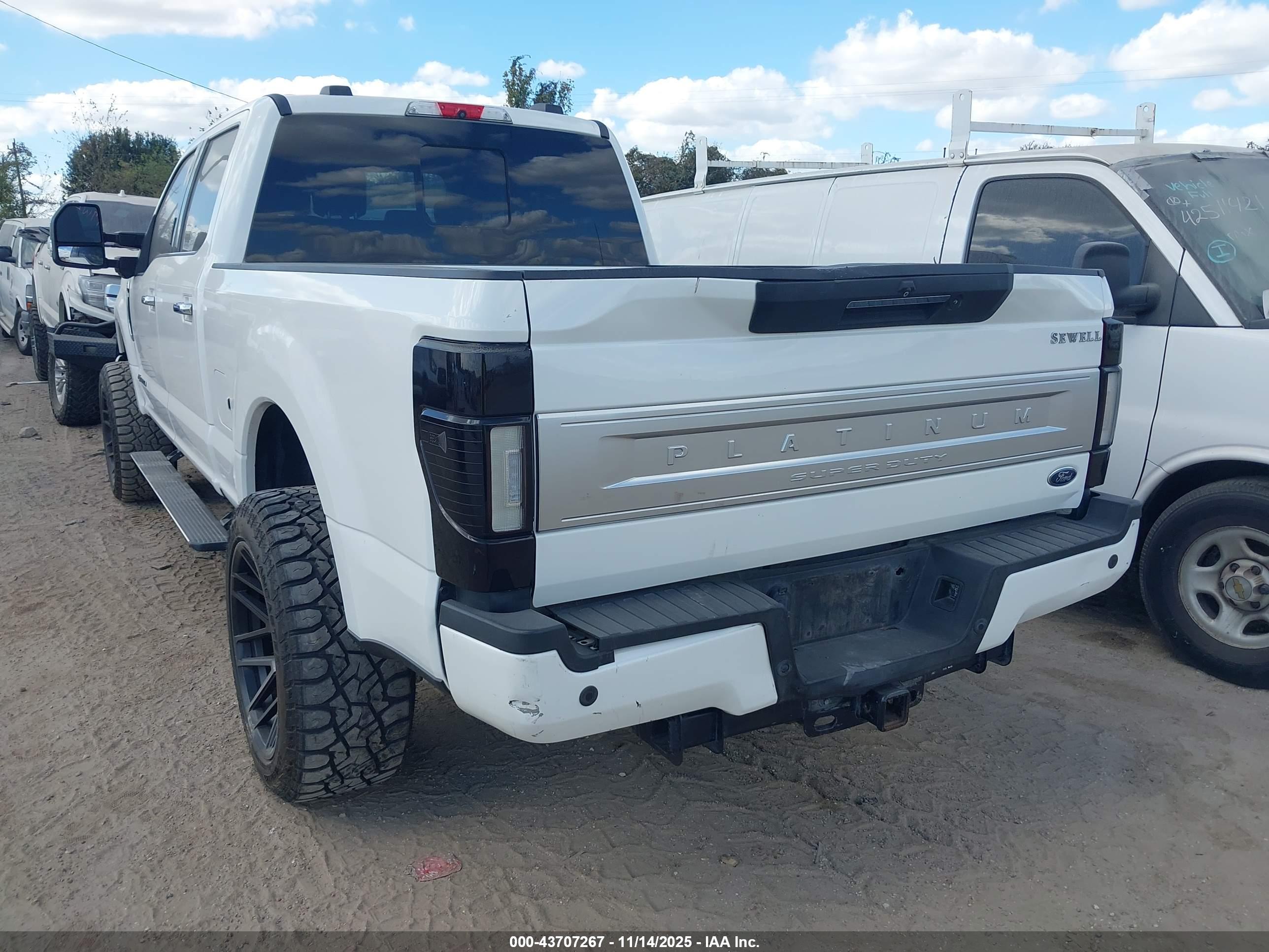 FORD F-250 image 3