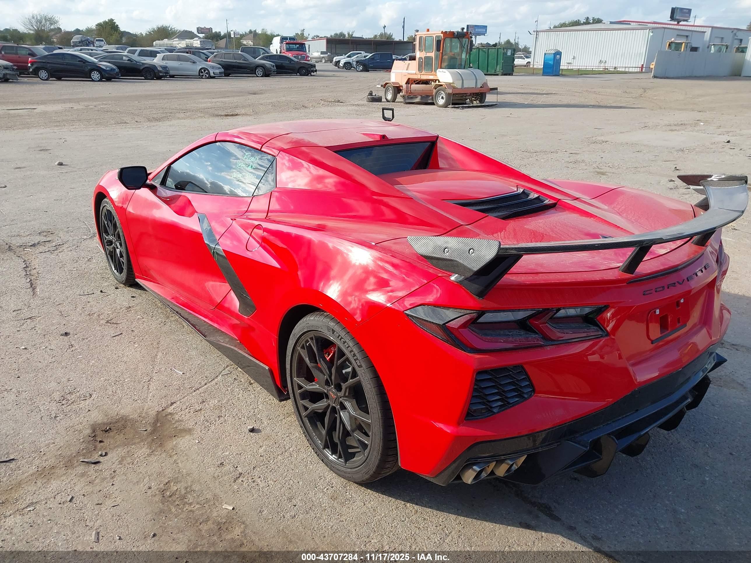 CHEVROLET CORVETTE image 3