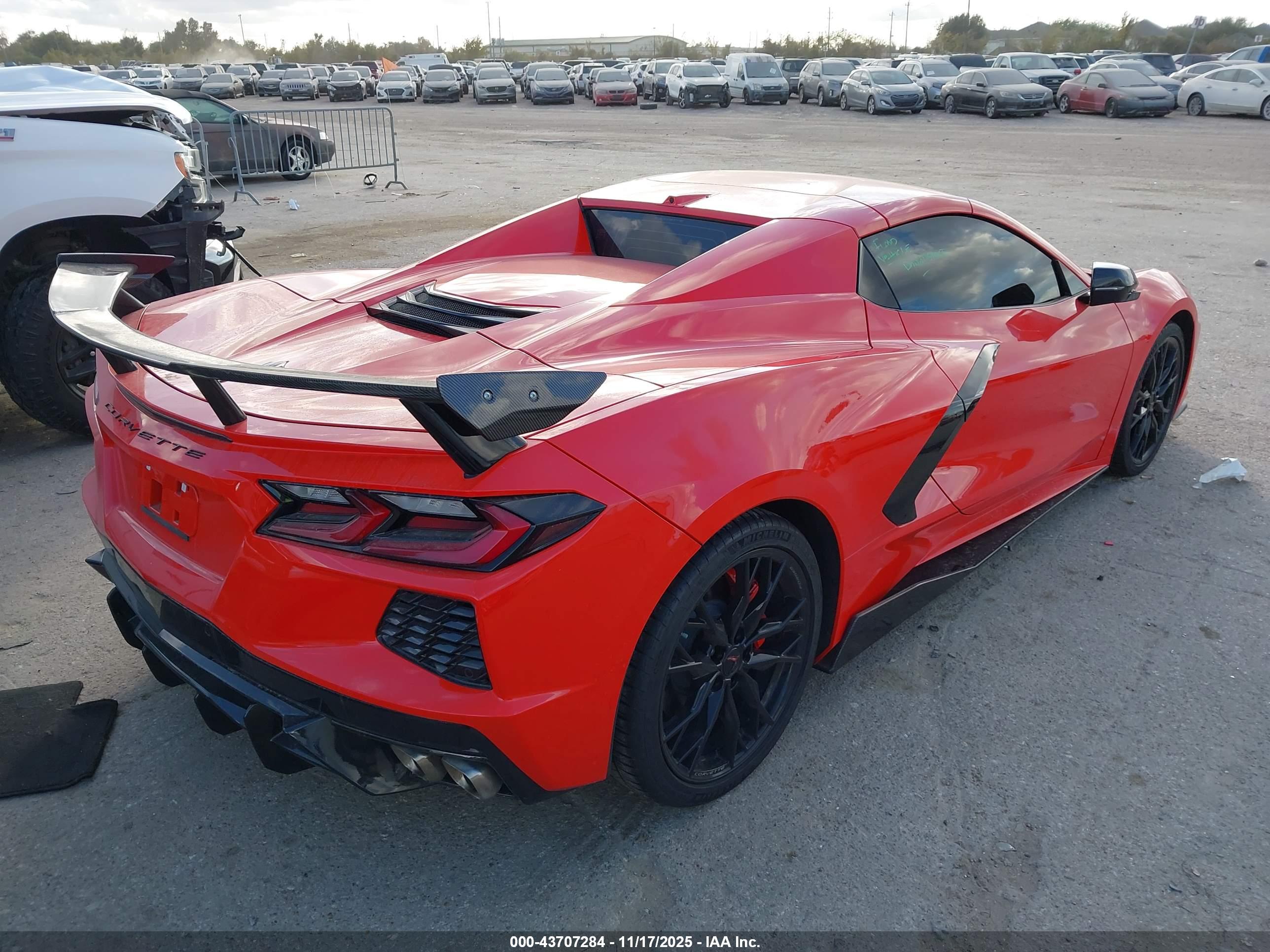 CHEVROLET CORVETTE image 4