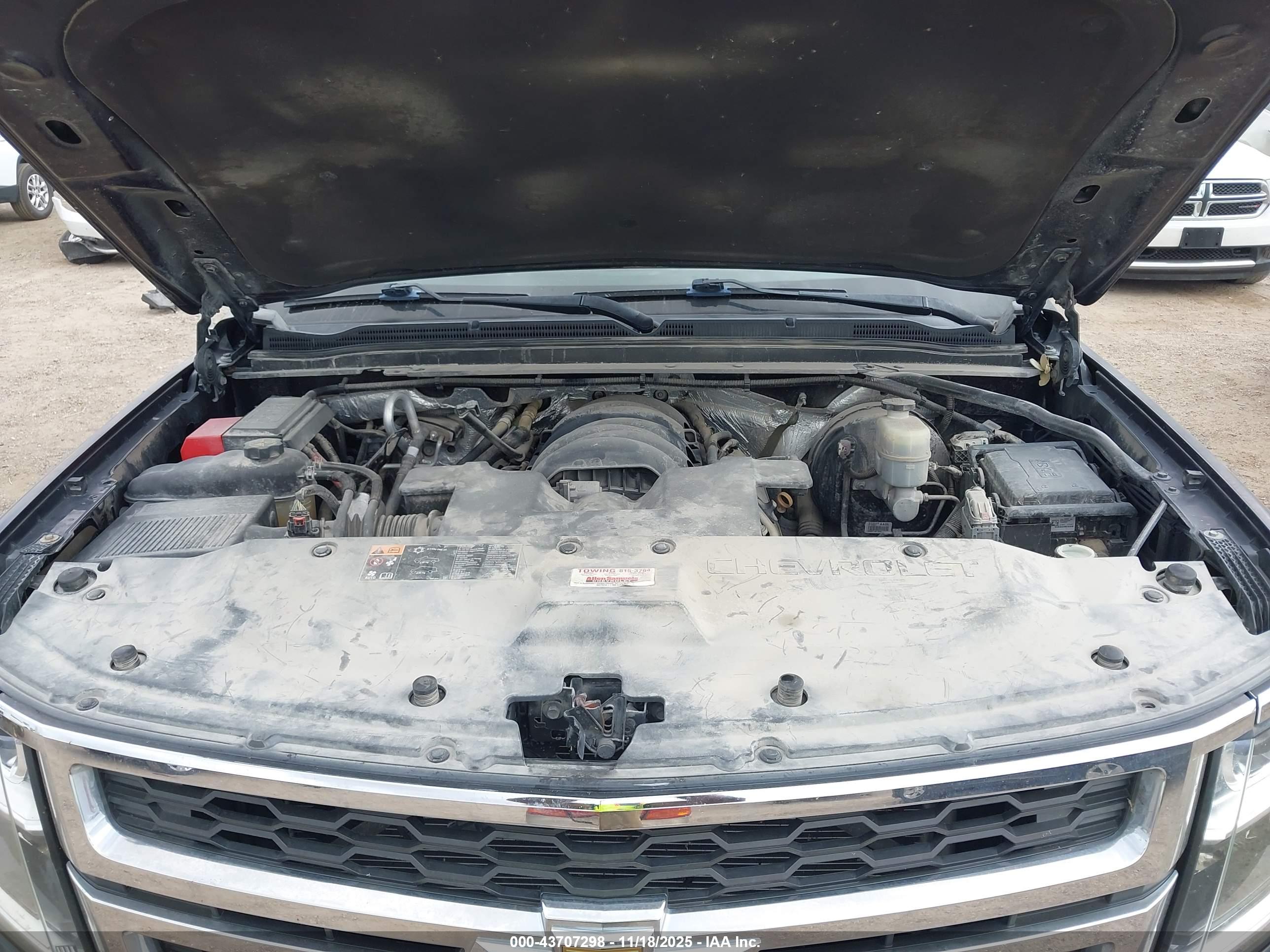 CHEVROLET TAHOE image 10